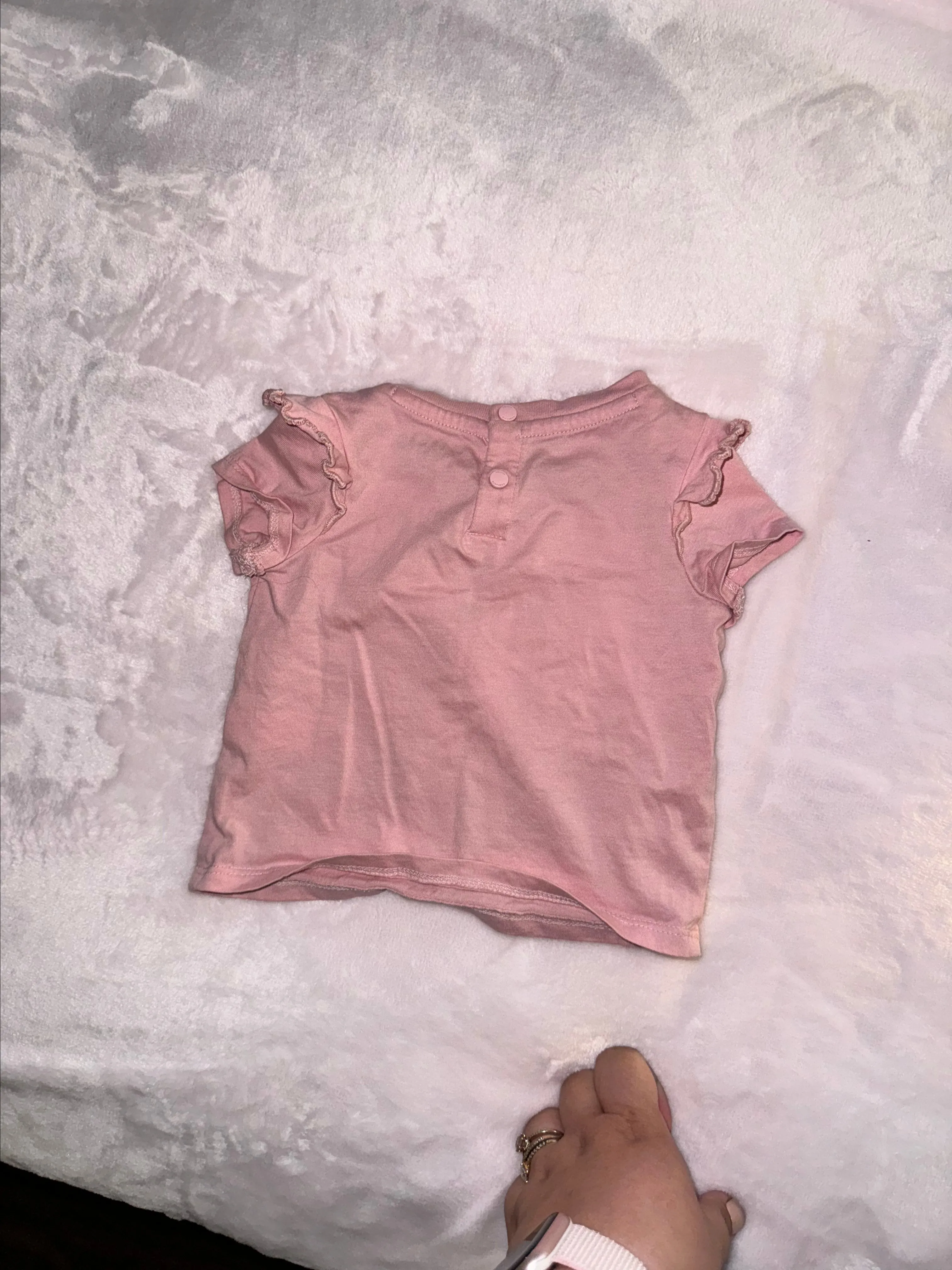 Listing Image Blurred Background