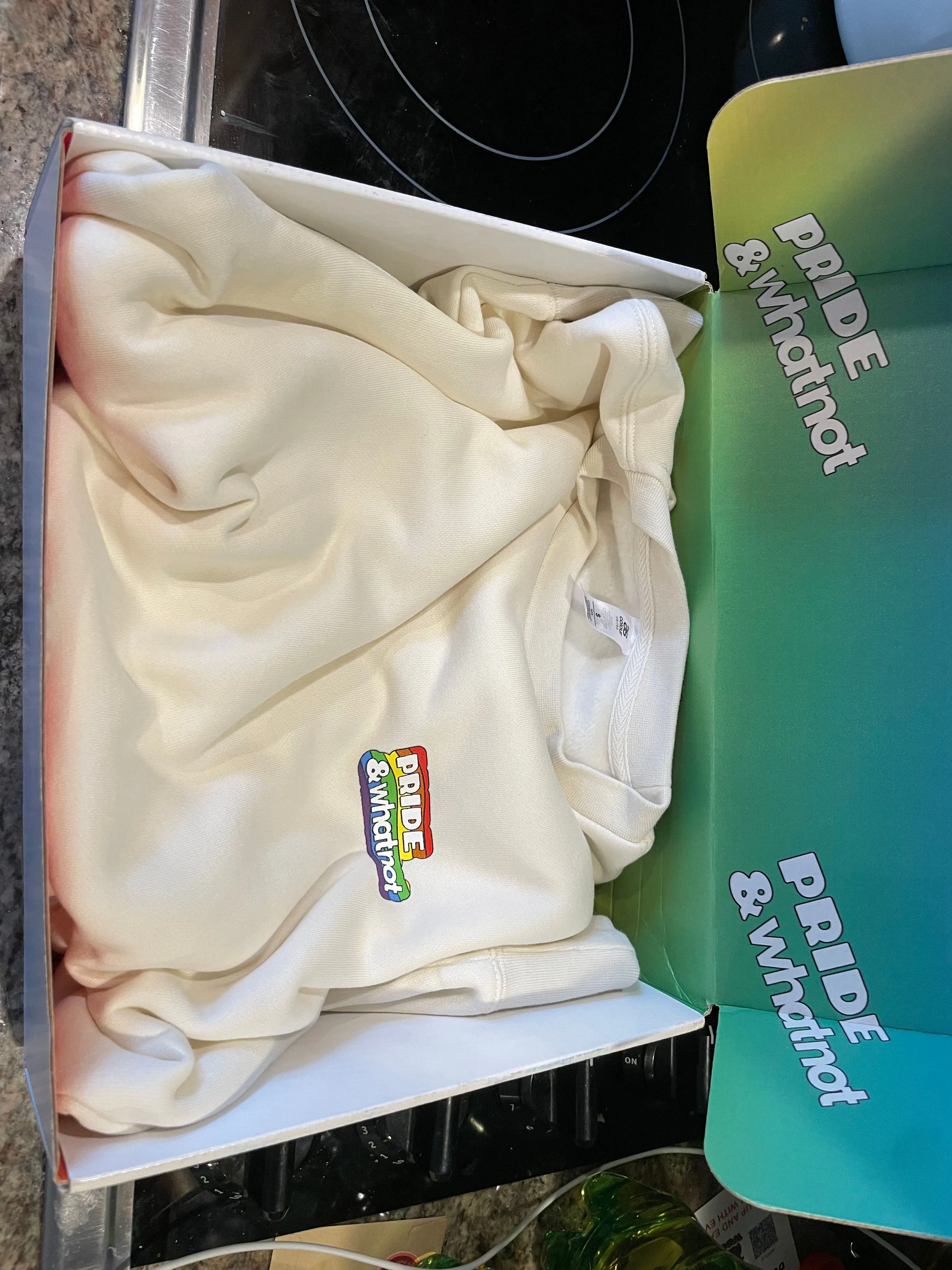 Listing Image Blurred Background