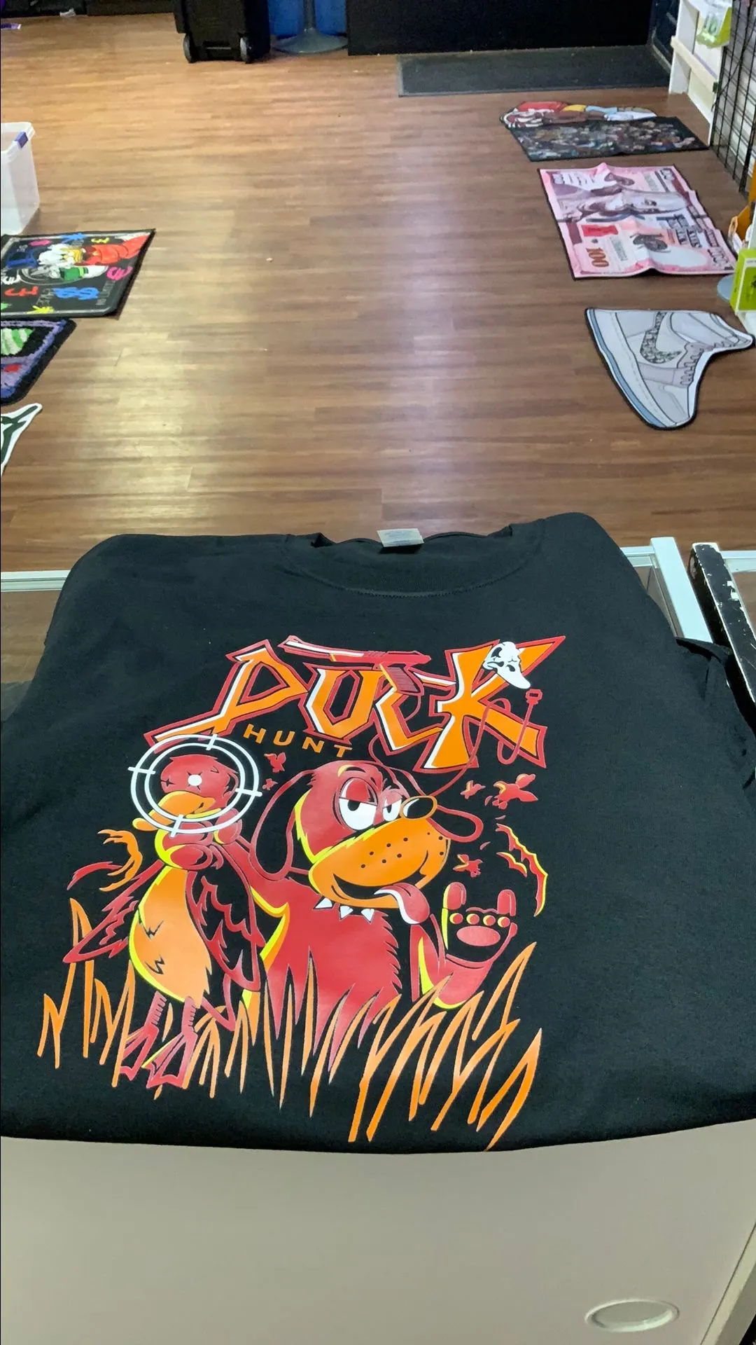 Product image for Duck hunt L t shirt
