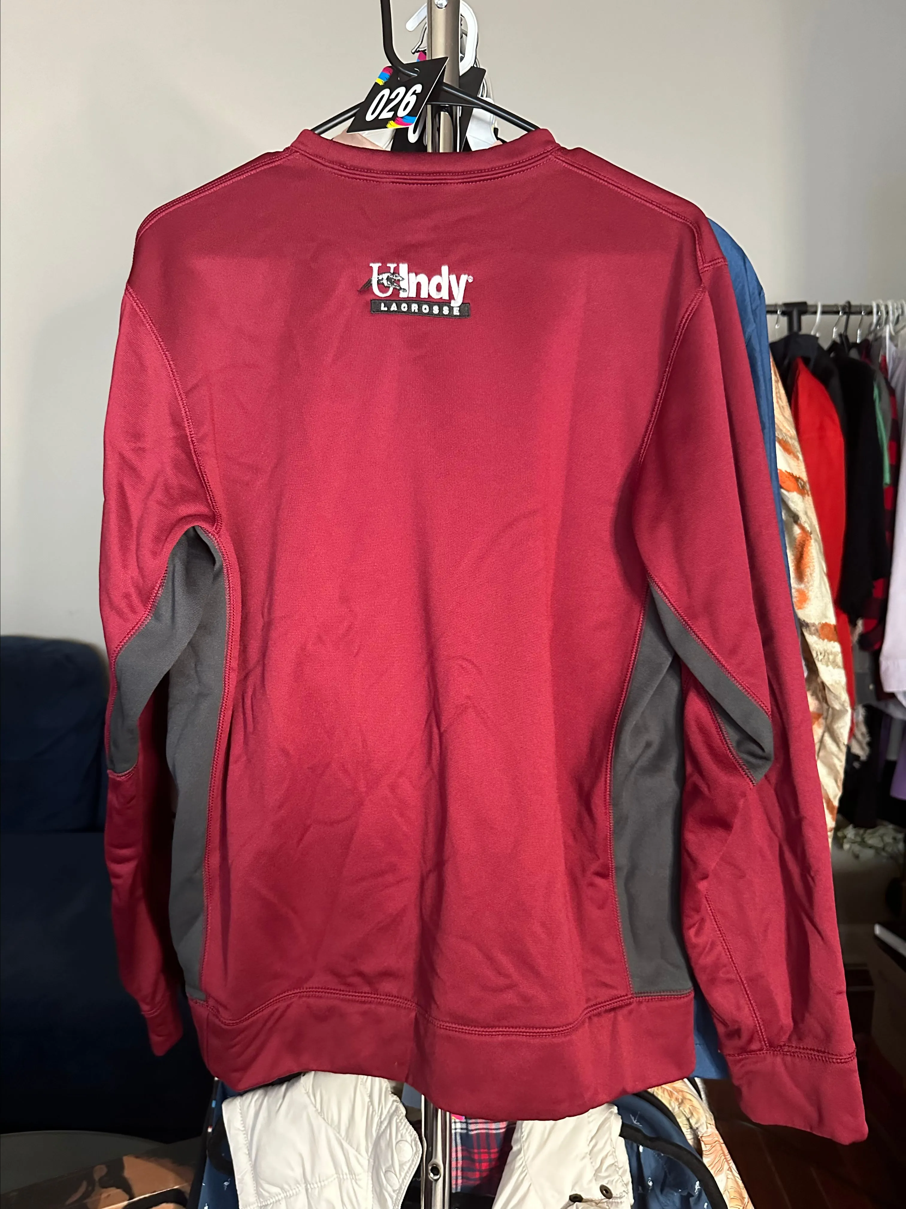 Listing Image Blurred Background