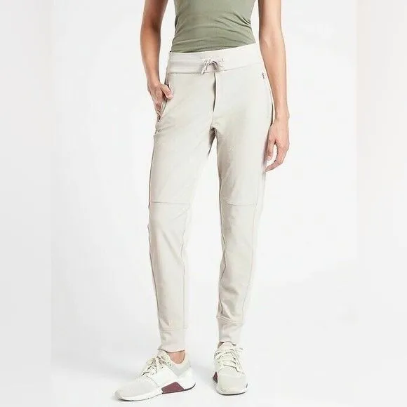 Product image for Athleta Hedland, hybrid, khaki lightweight pants size 16