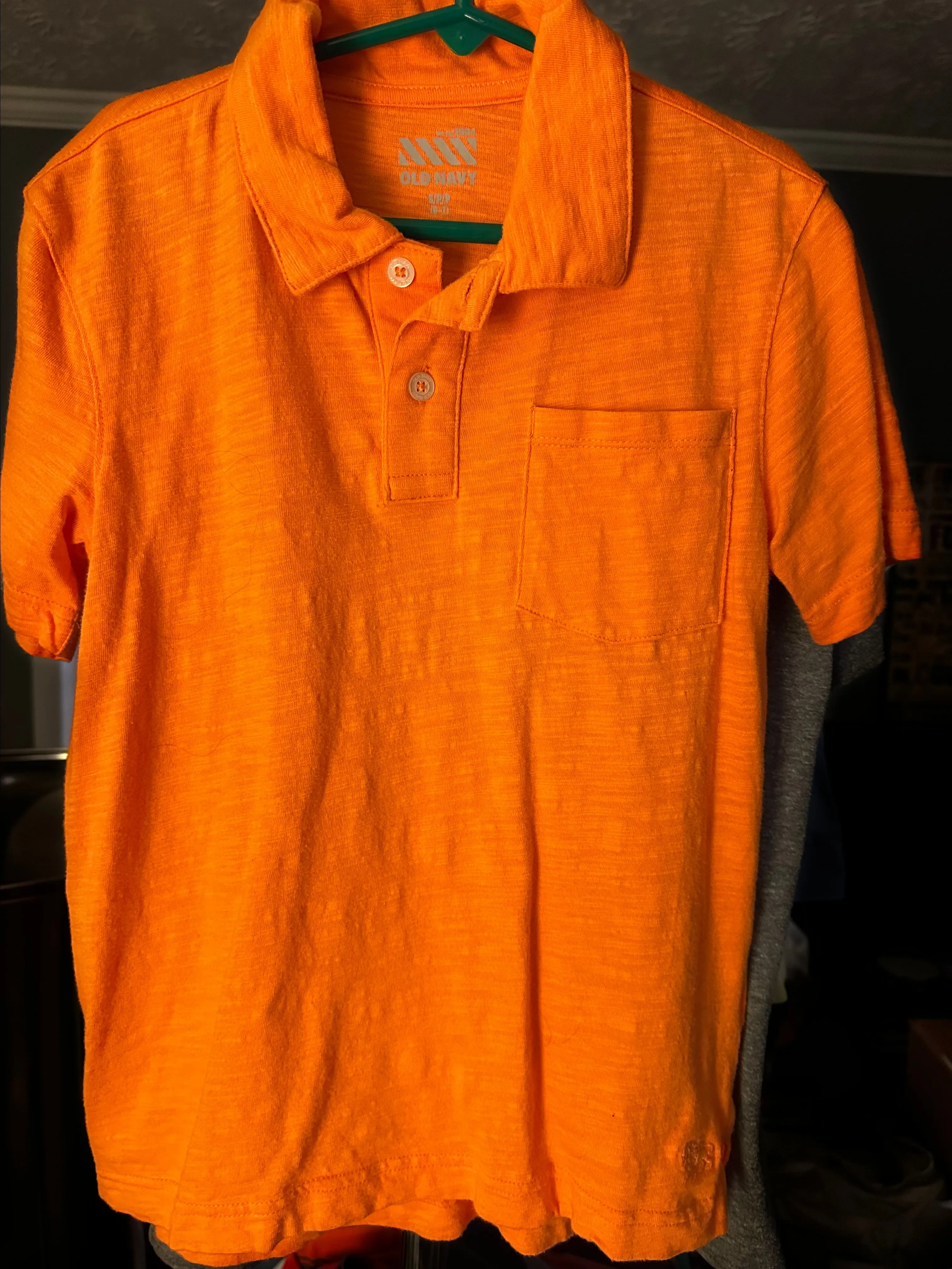 Listing Image Blurred Background