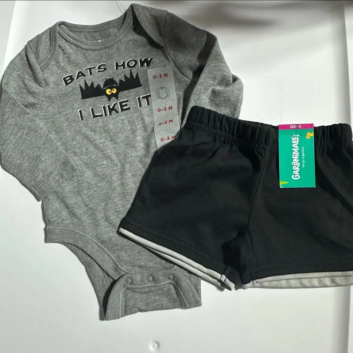 Product image for Baby boy Size 0-3 Months Old Navy Bats Long Sleeve Bodysuit & Garanimals Shorts