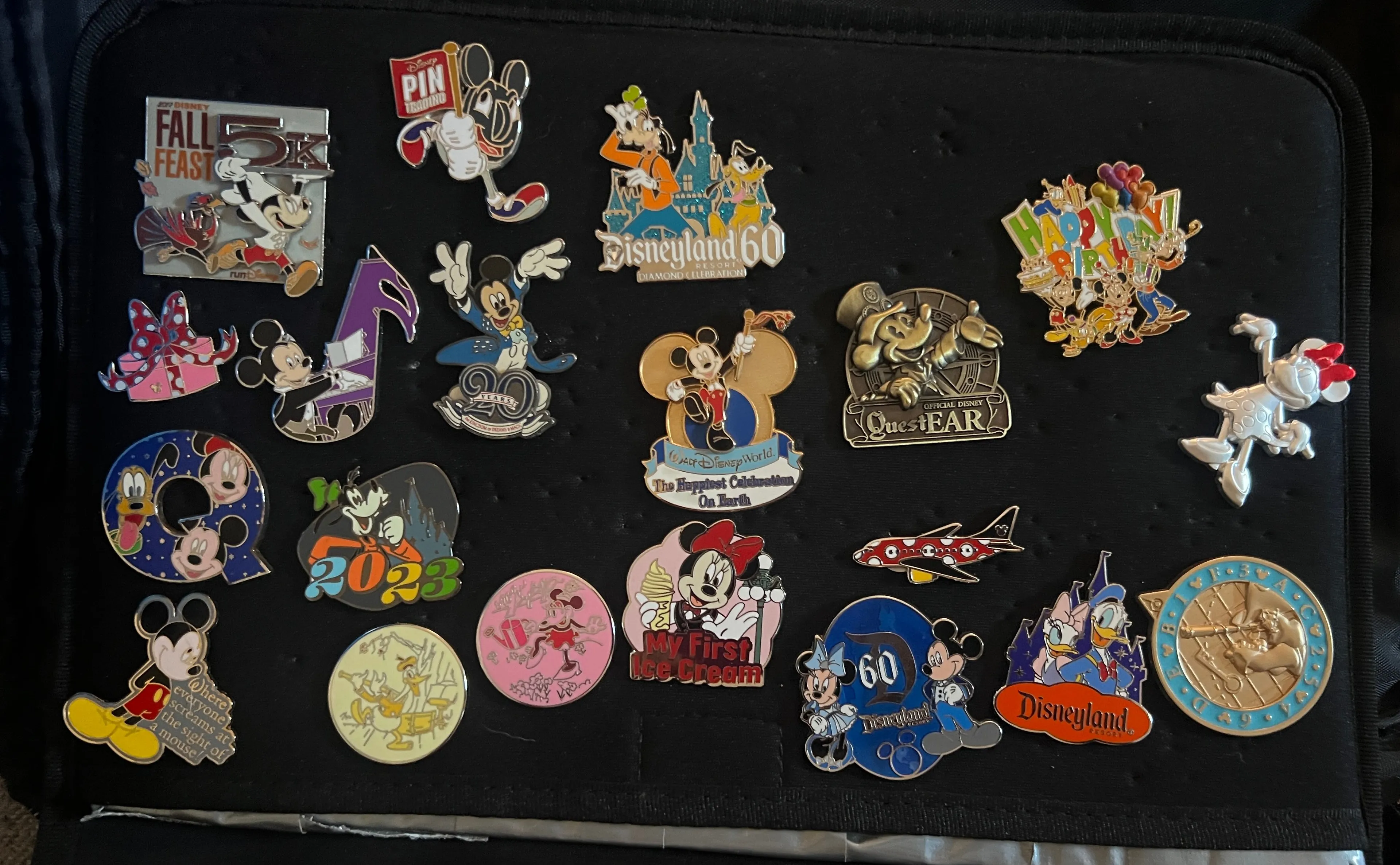 Product image for 10 authentic park traders!