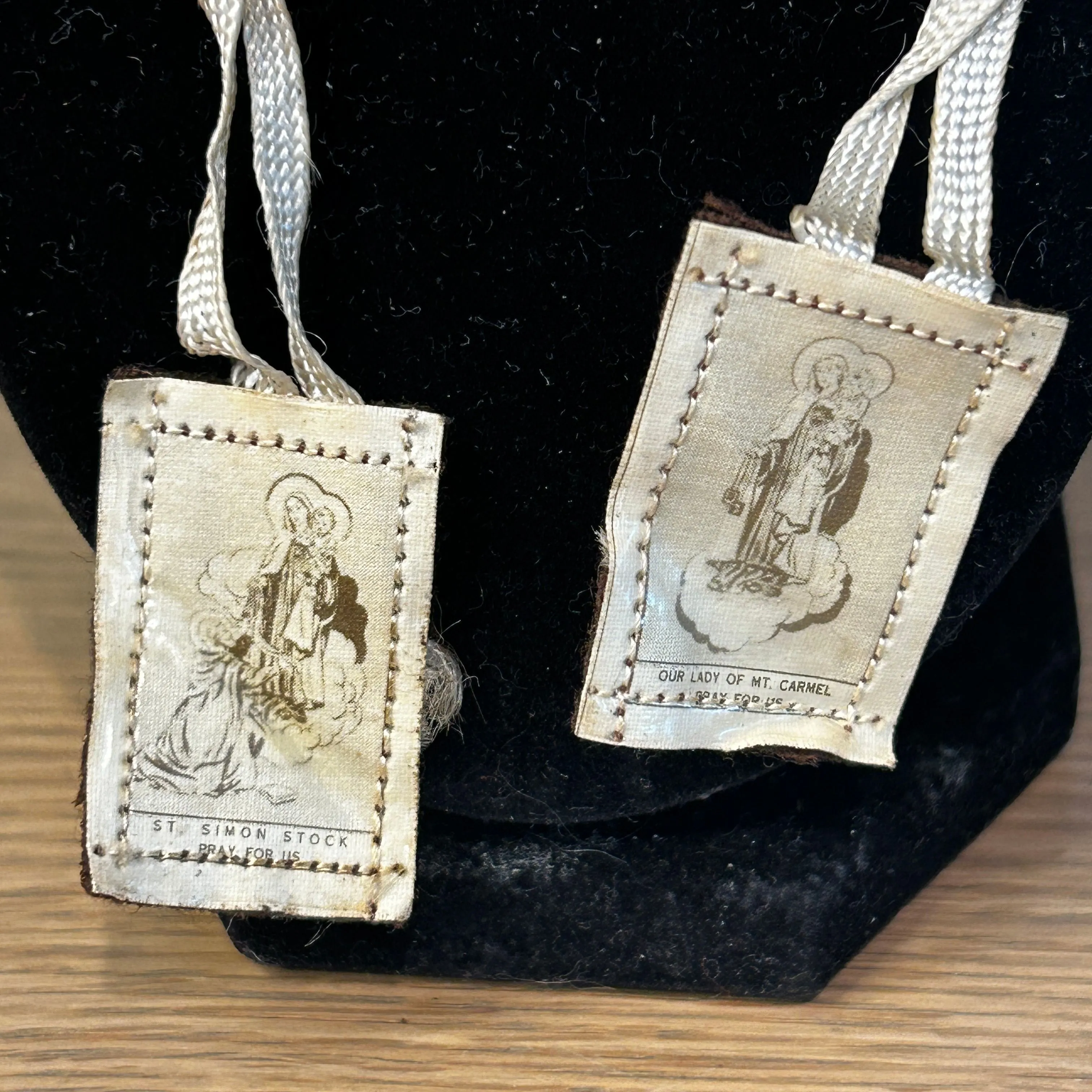 Product image for Vintage Our Lady of Mount Carmel Pray For Us St. Simon Stock Brown Scapular