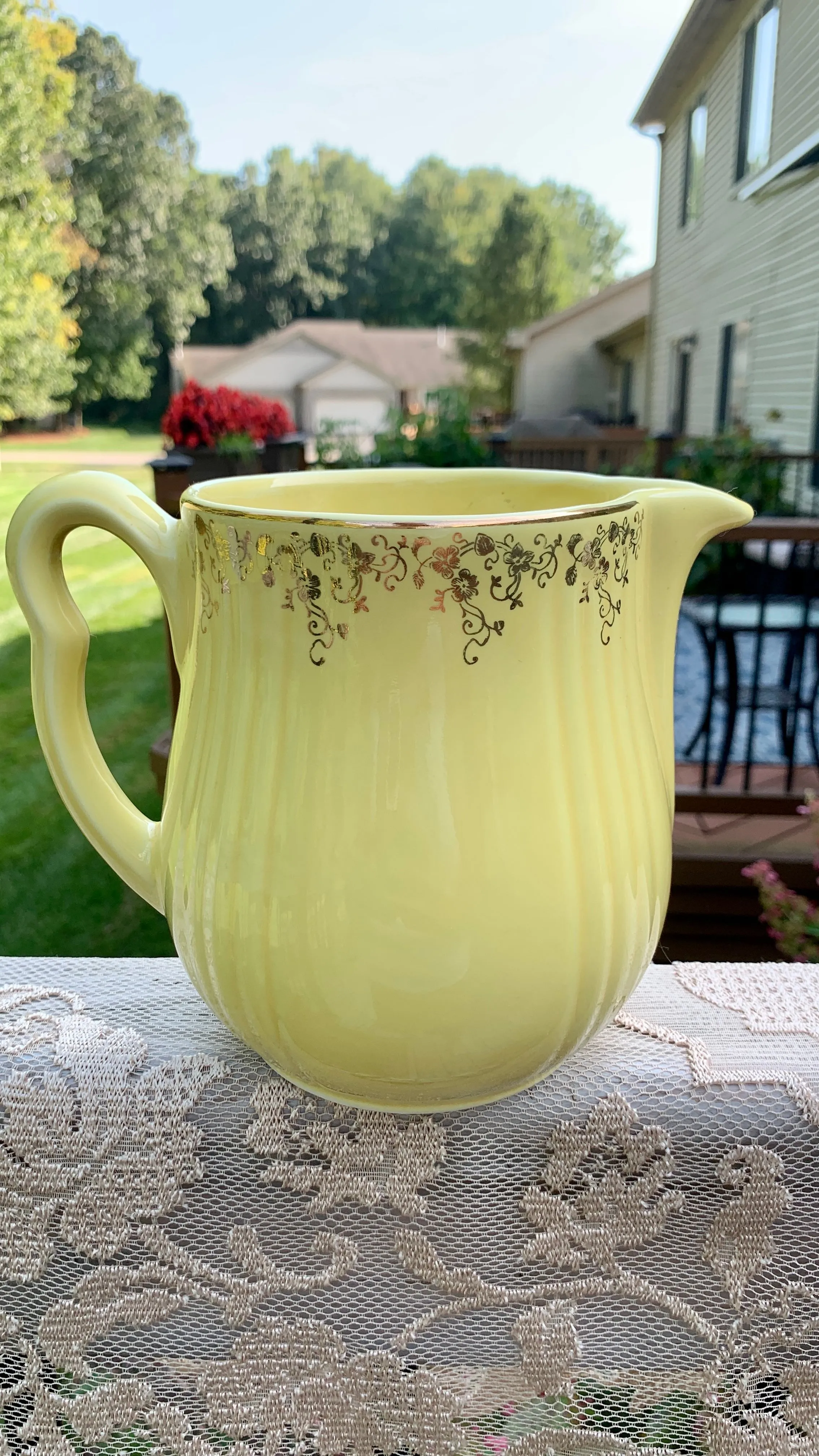 Product image for Pitcher Vintage HALL China Co Pitcher