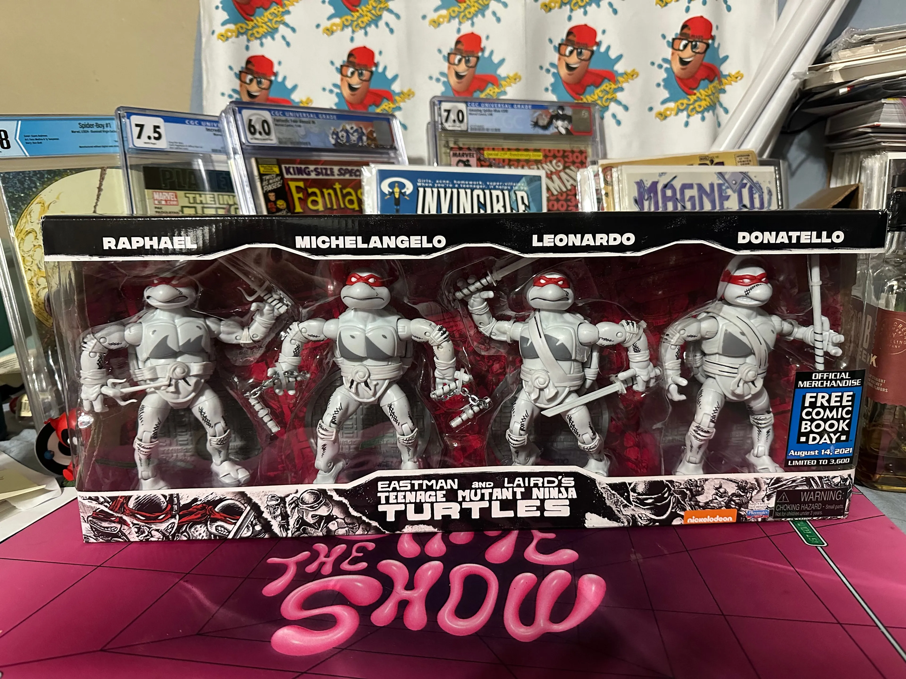 Product image for Teenage Mutant Ninja Turtles FCBD PX Black & White 4-Pack Action Figure Set Brand New