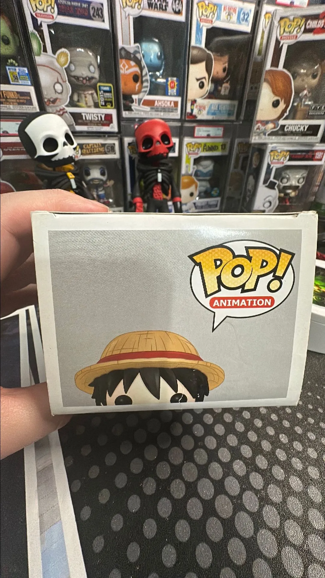 Listing Image Blurred Background