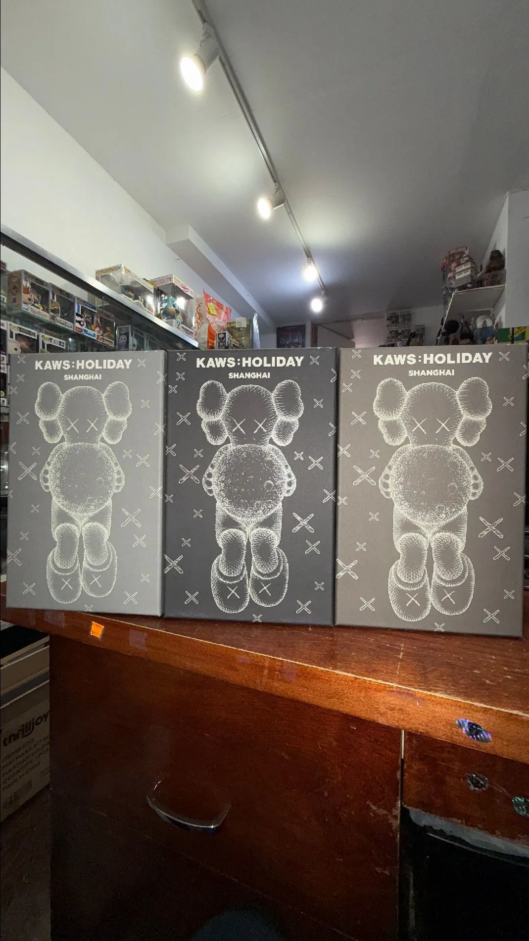 Product image for Kaws: Holiday Shanghai Set