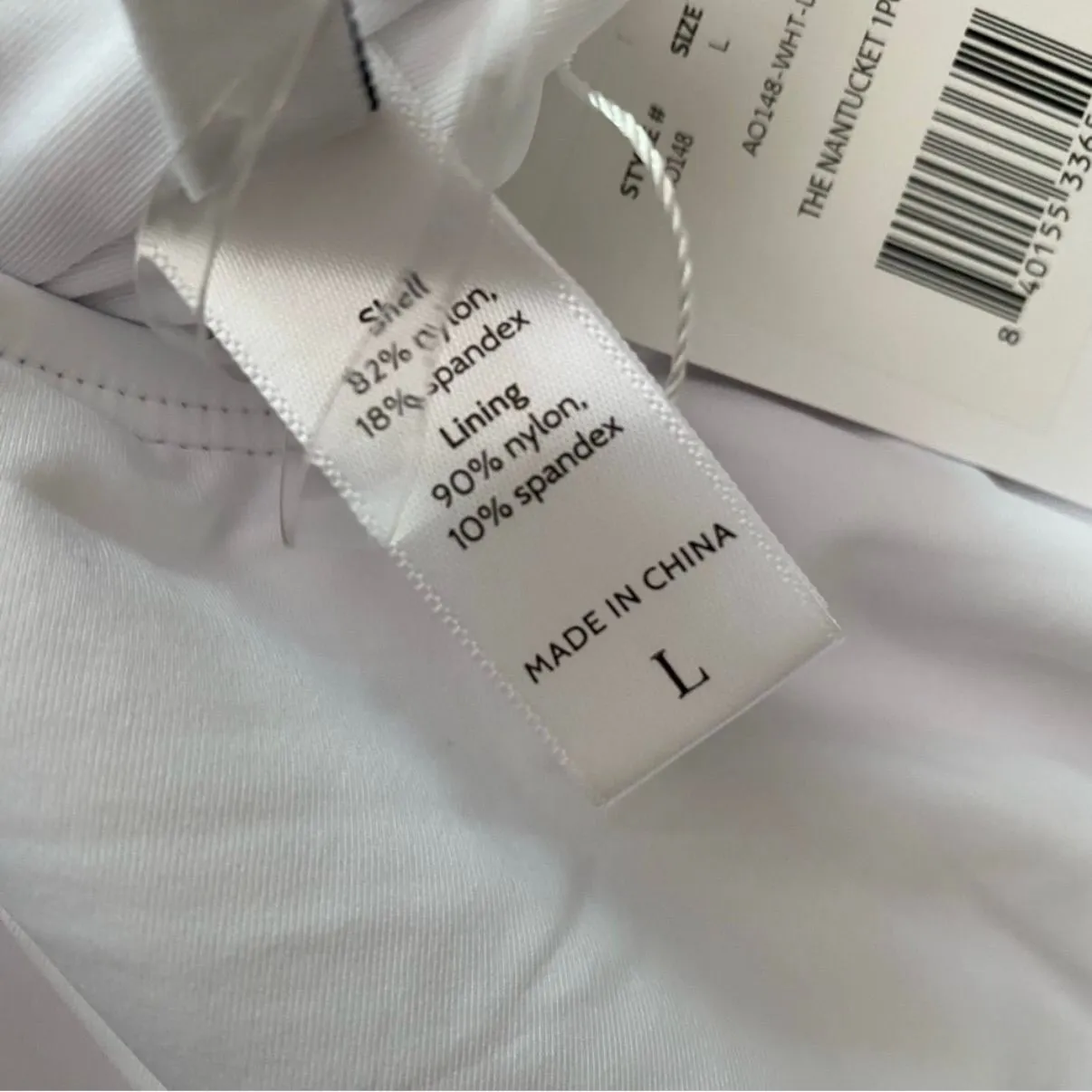 Listing Image Blurred Background