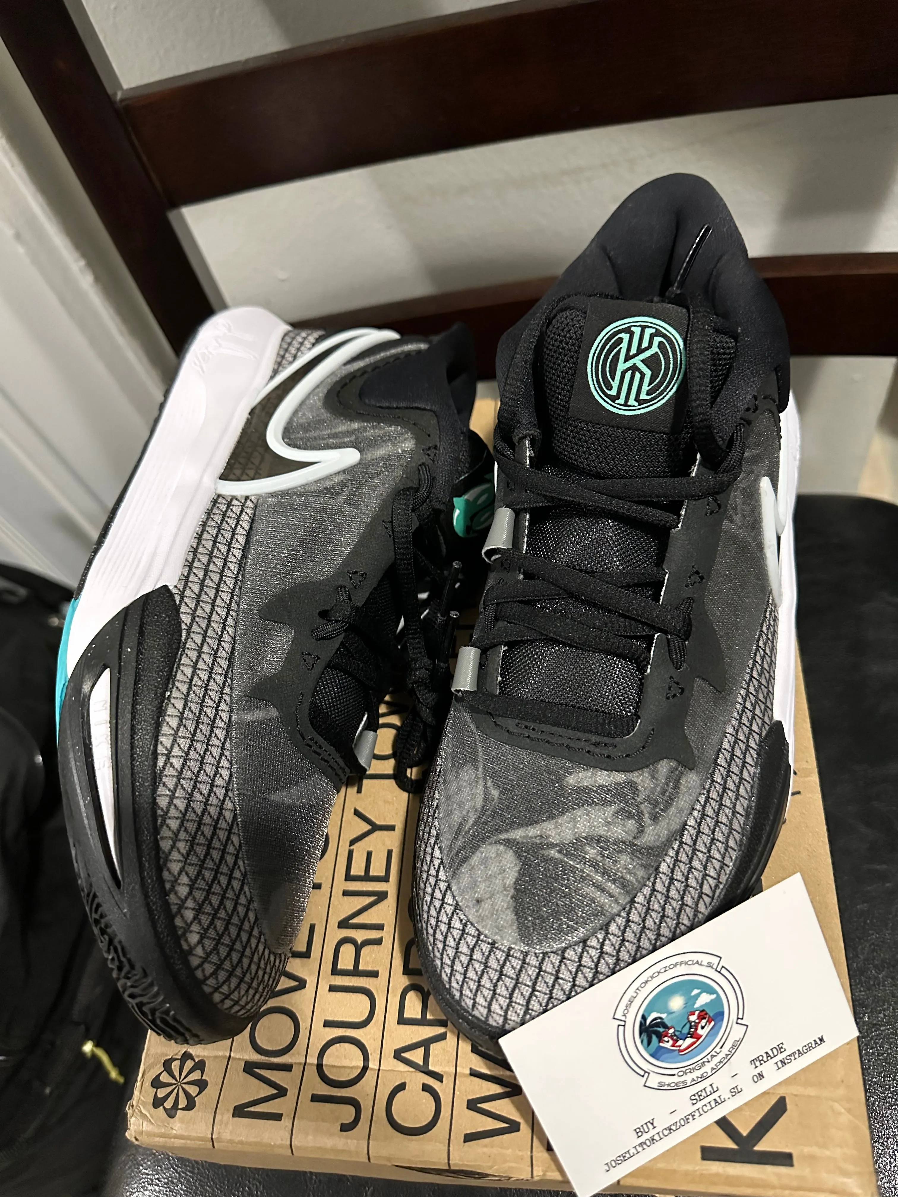 Product image for Nike Kyrie 8 GS ‘Orca’ Sz 6.5Y