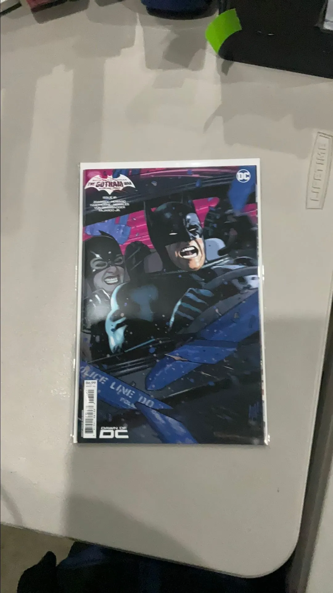 Product image for Batman / Catwoman: The Gotham War Scorched Earth #1 Adam Hughes Variant DC