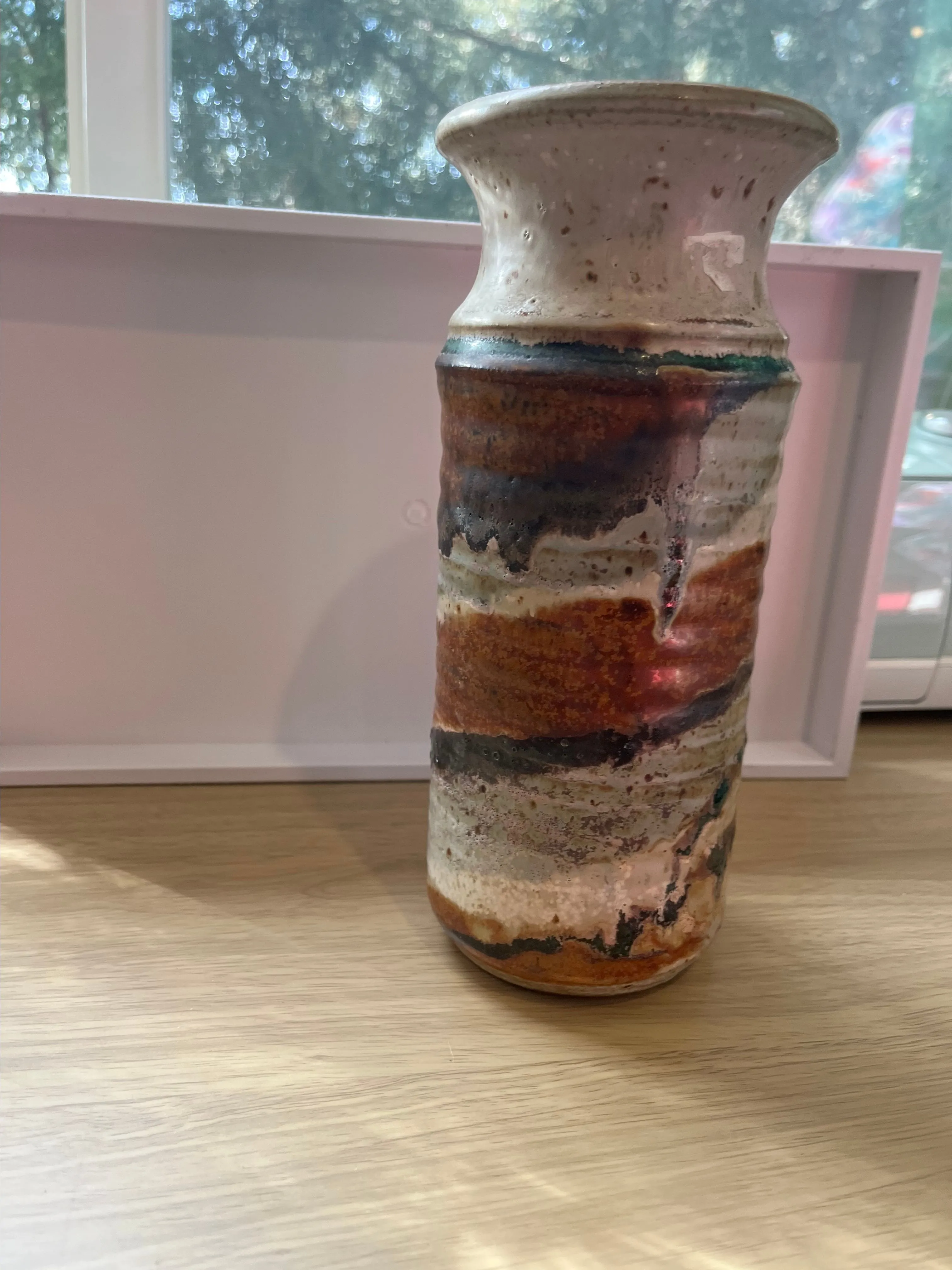 Listing Image Blurred Background