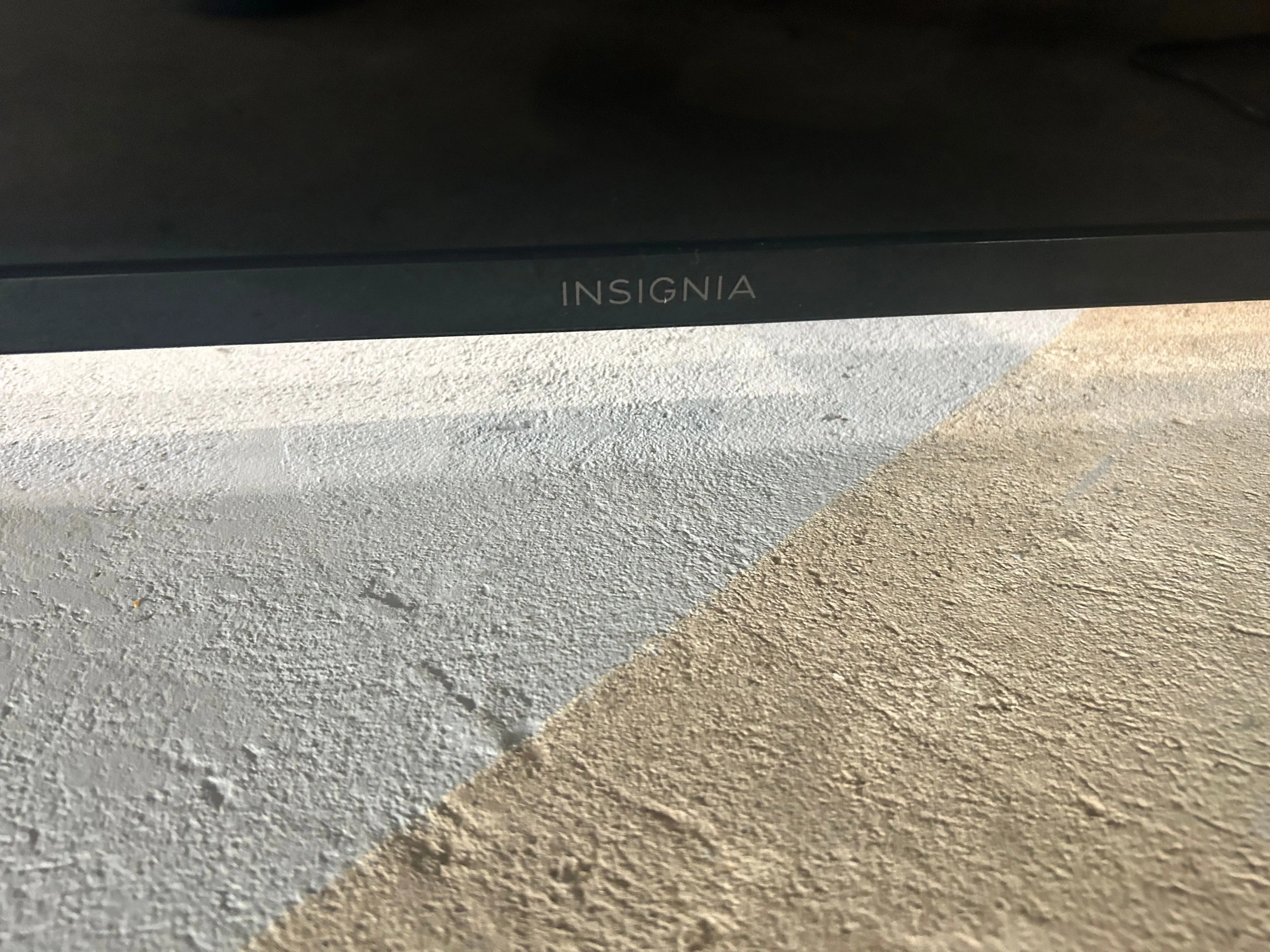 Listing Image Blurred Background