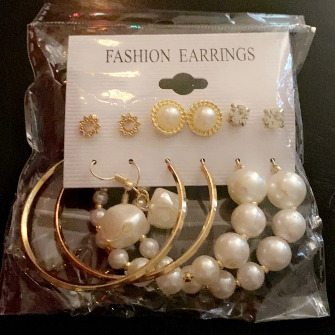 Product image for NWT FASHION Earrings 6 pack Pearl like Hoops