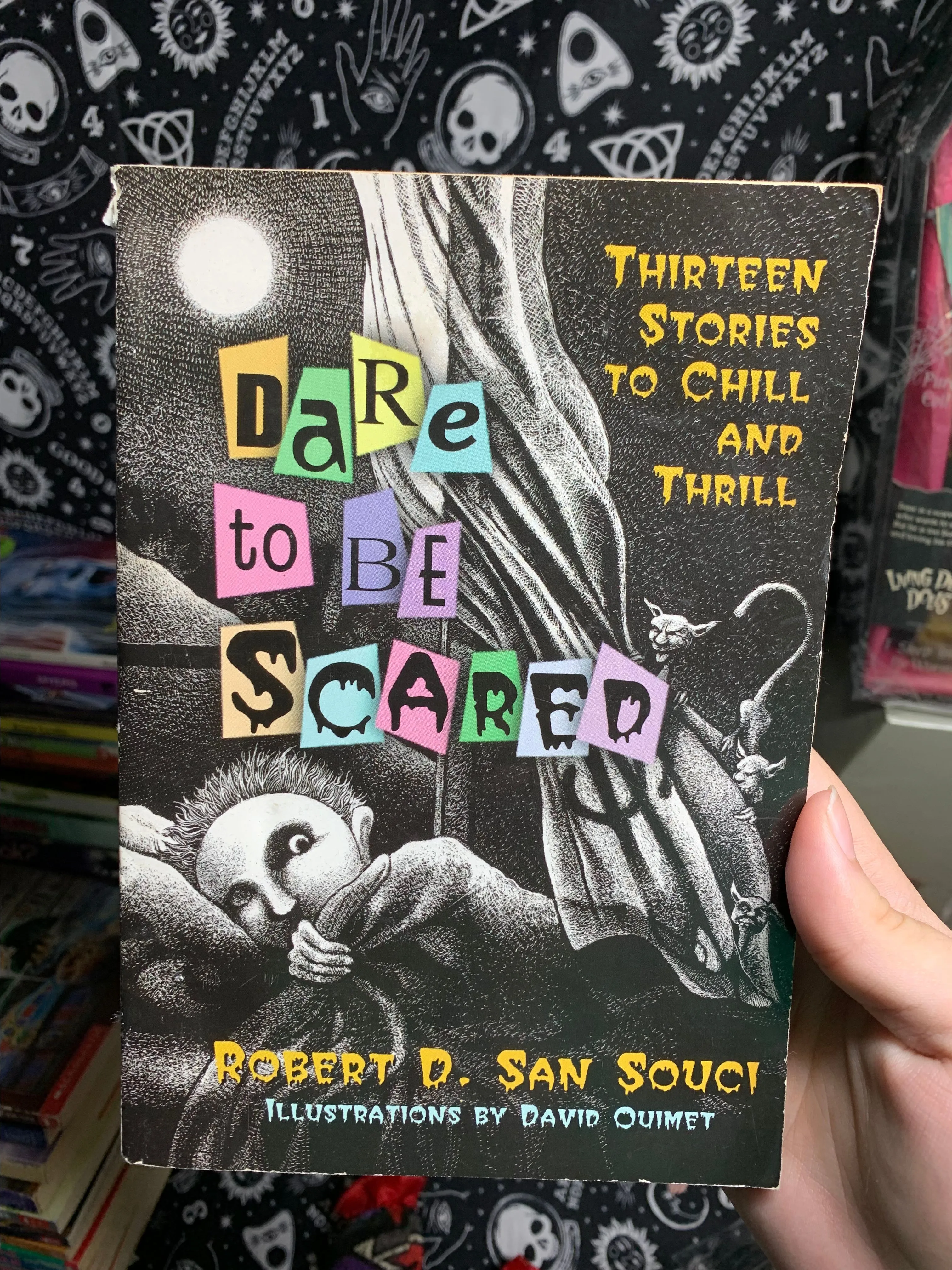 Product image for Dare to be scared  Robert D. San Souci 2003
