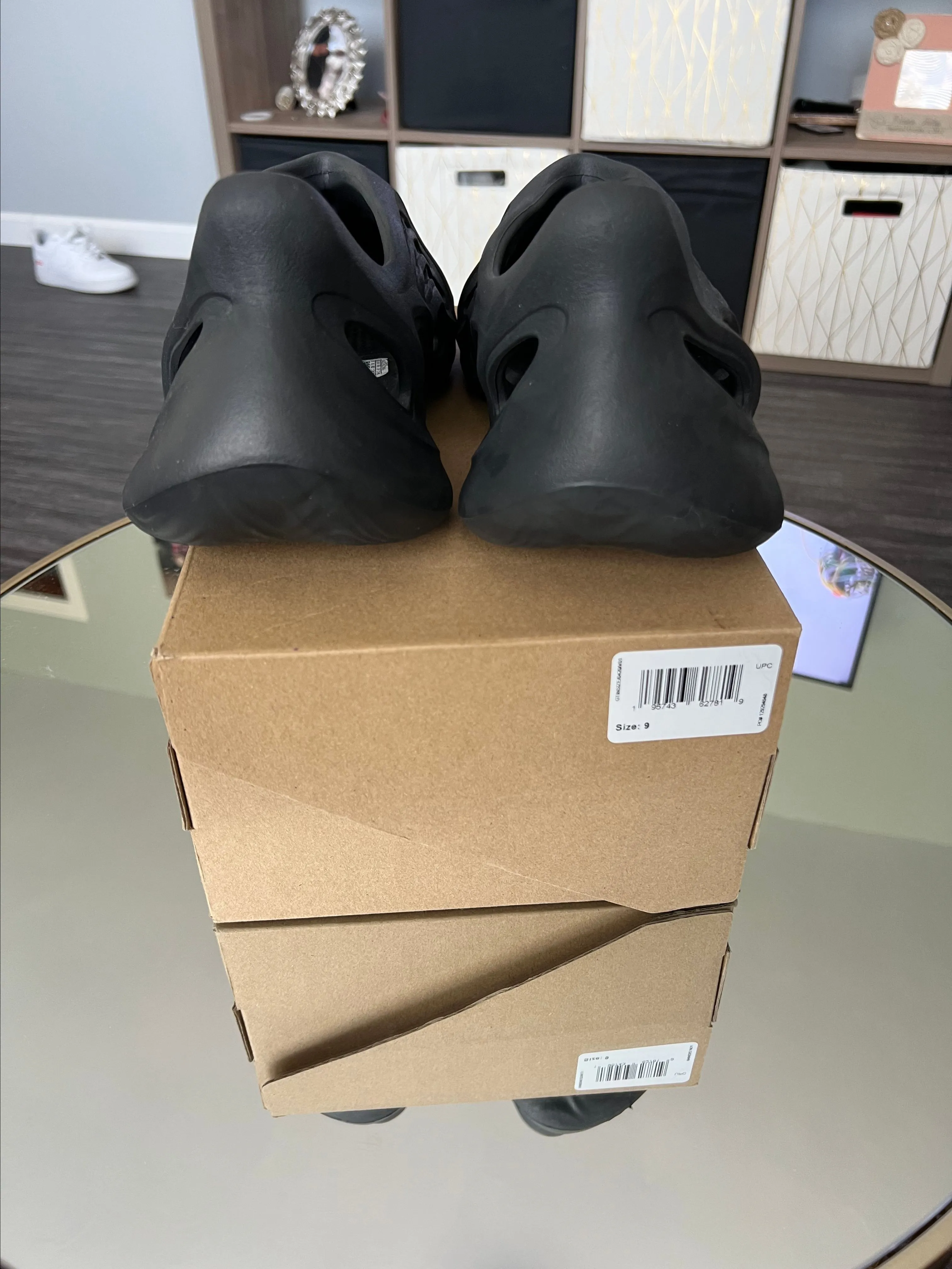 Listing Image Blurred Background