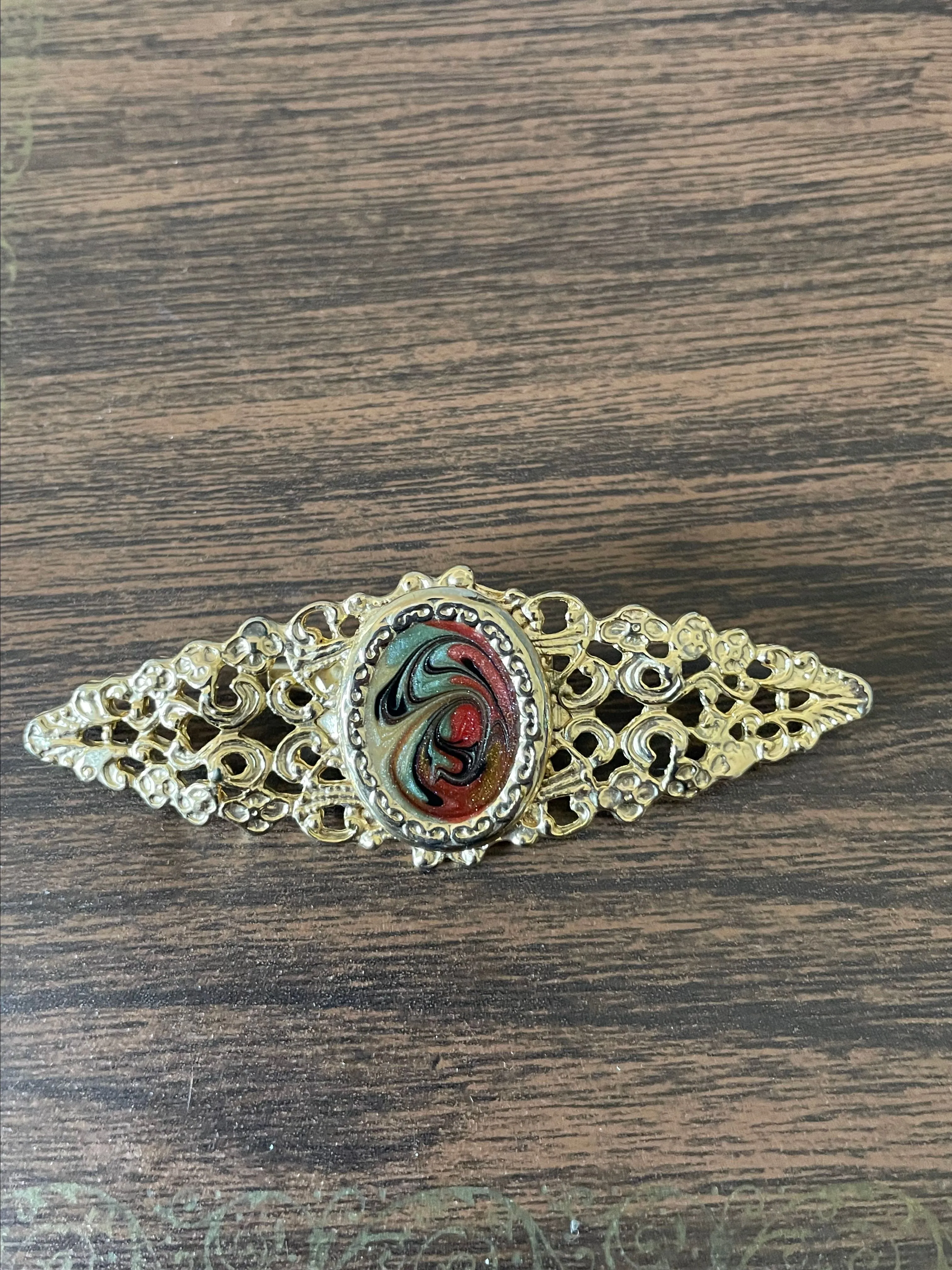 Product image for 31 Filigree Swirl Mystic Brooch