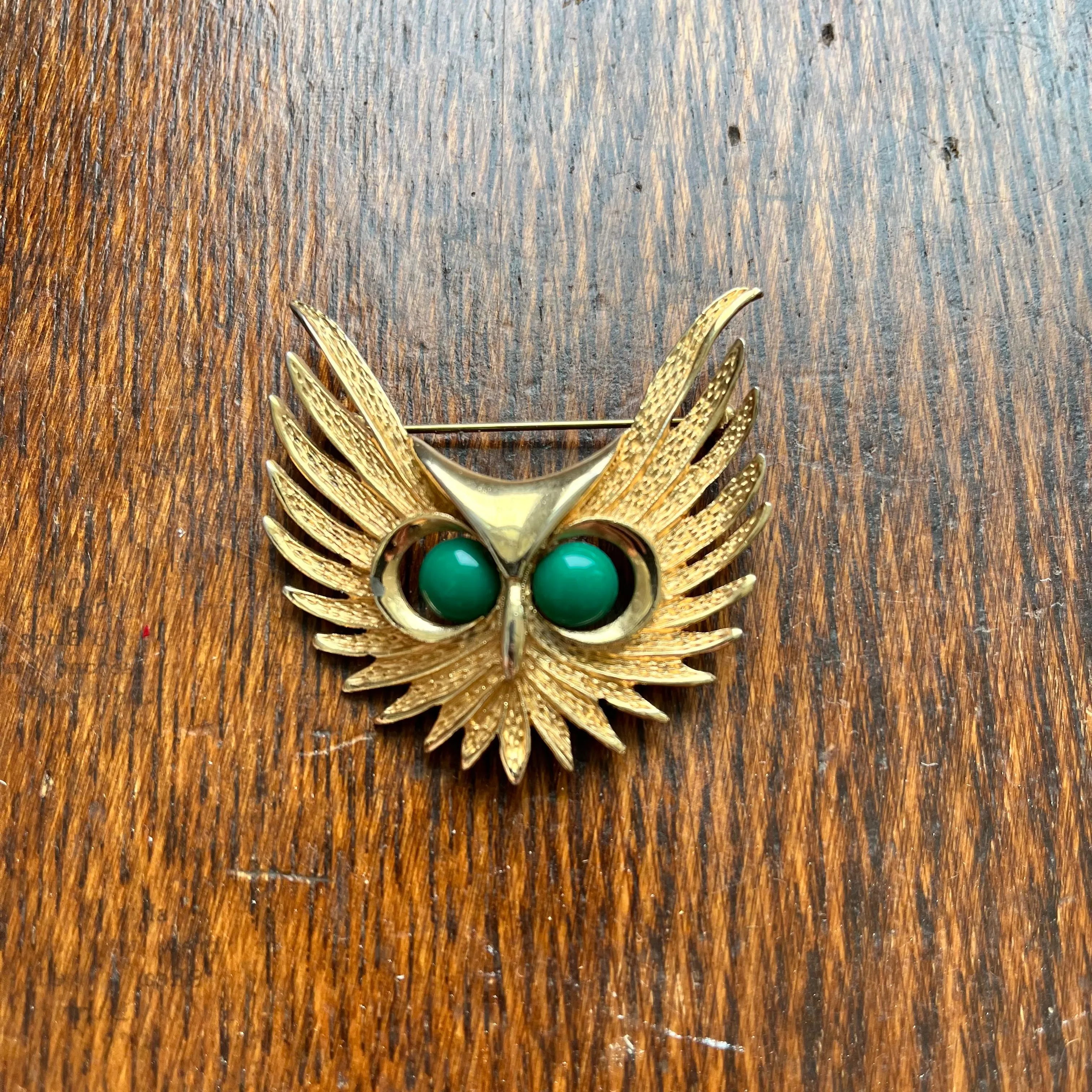 Product image for 1 Vintage Gold Owl Brooch