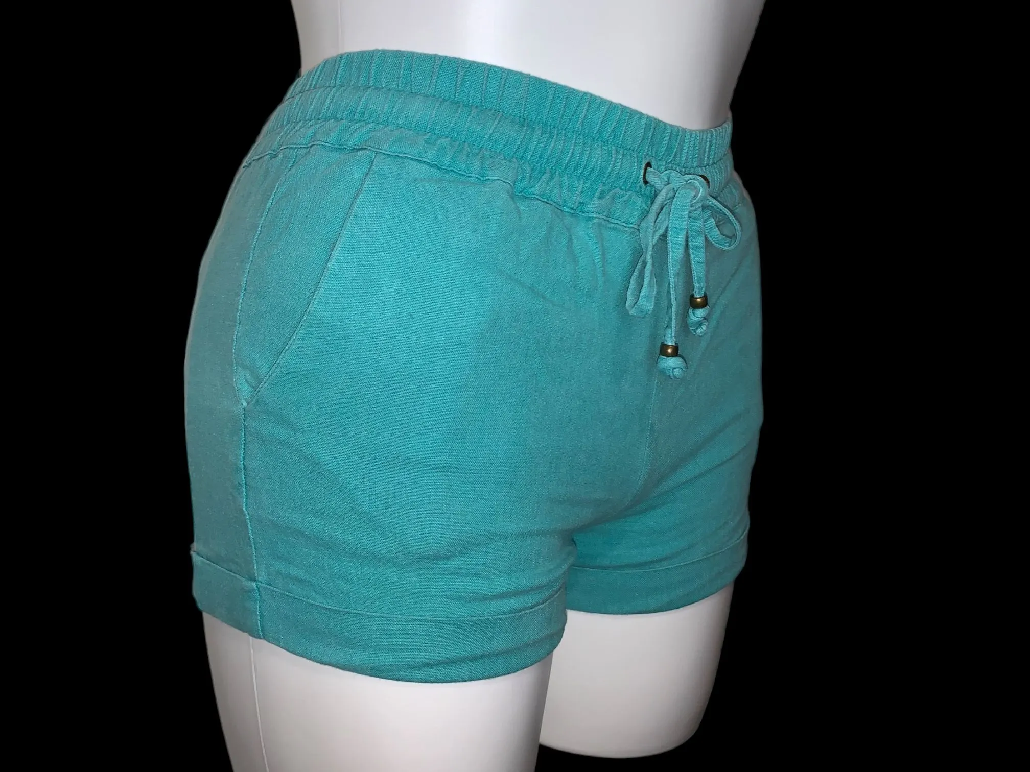 Listing Image Blurred Background