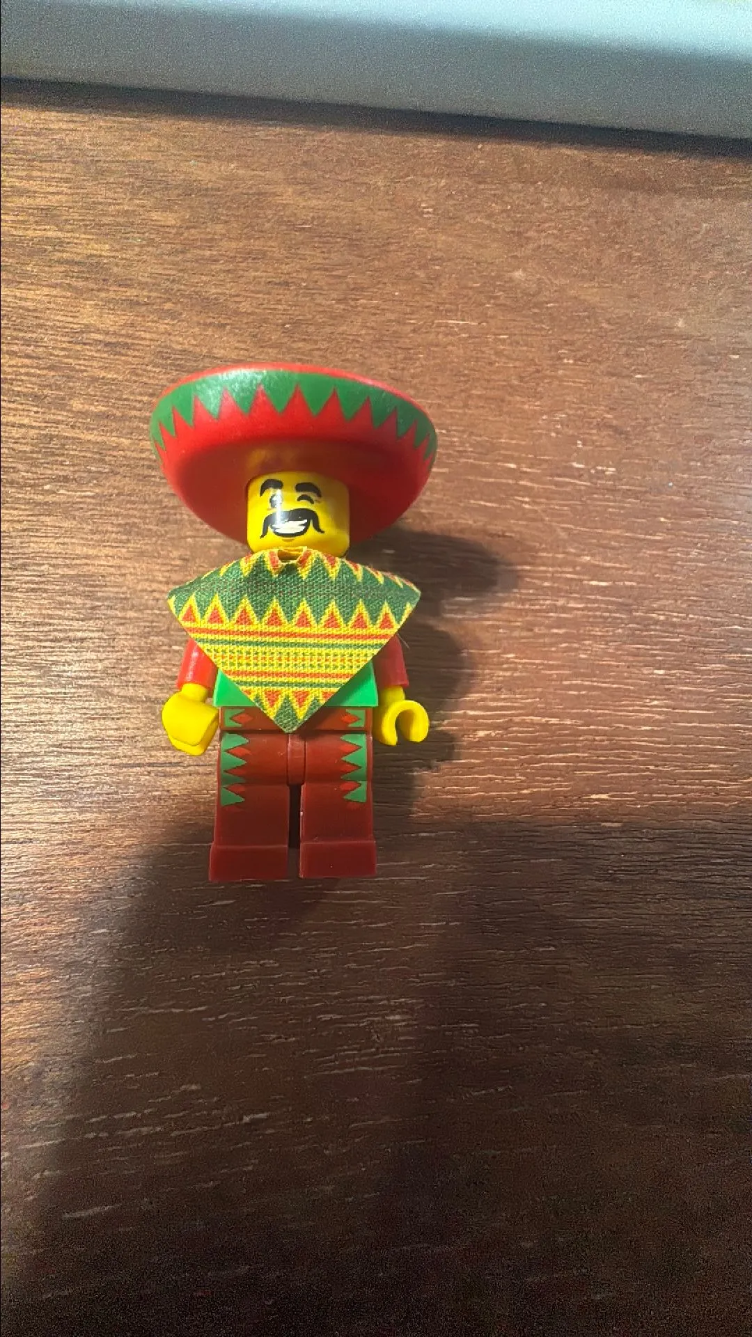 Product image for Lego Movie Taco Tuesday Guy tlm012