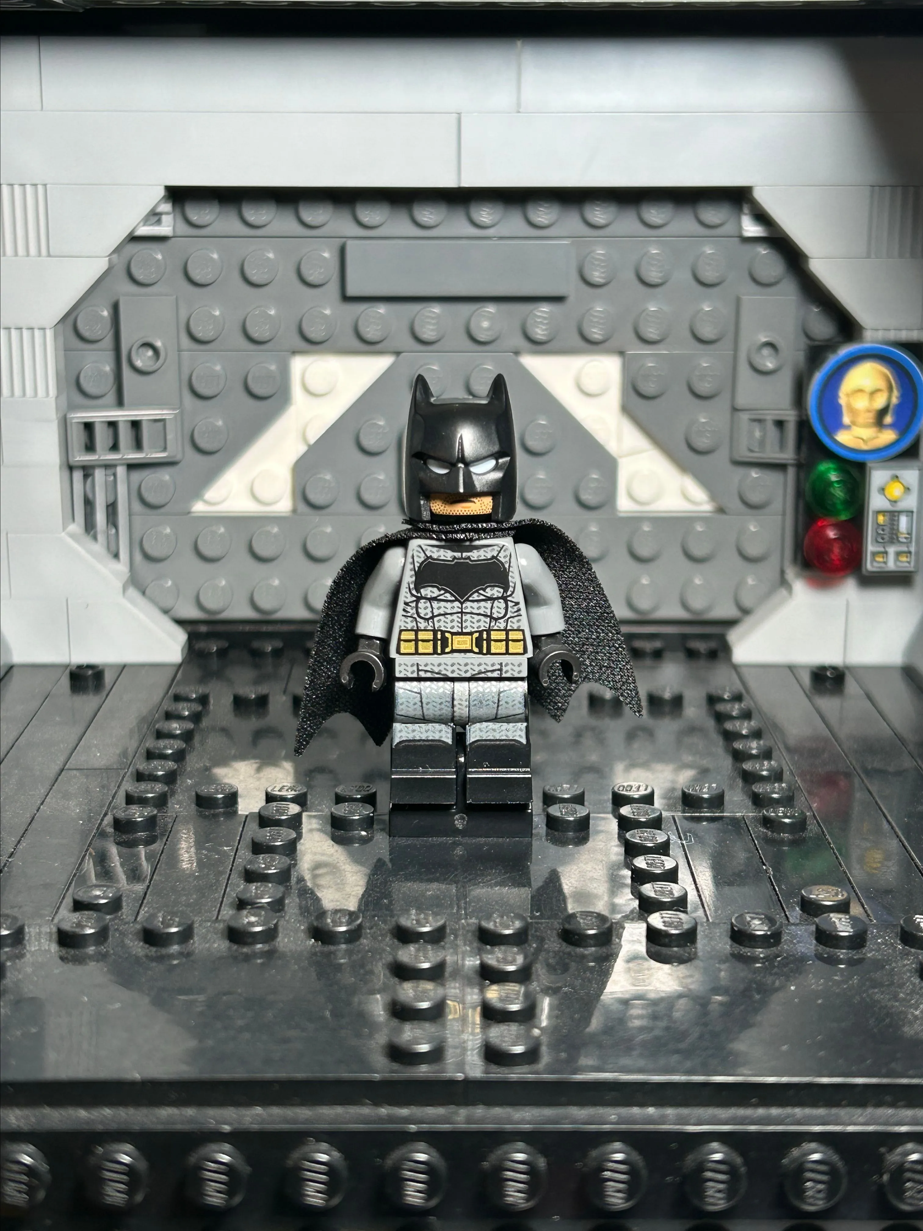 Product image for Batman - Dark Bluish Gray Suit, Gold Belt, Black Hands, Large Bat Logo, Printed Legs, Stubble