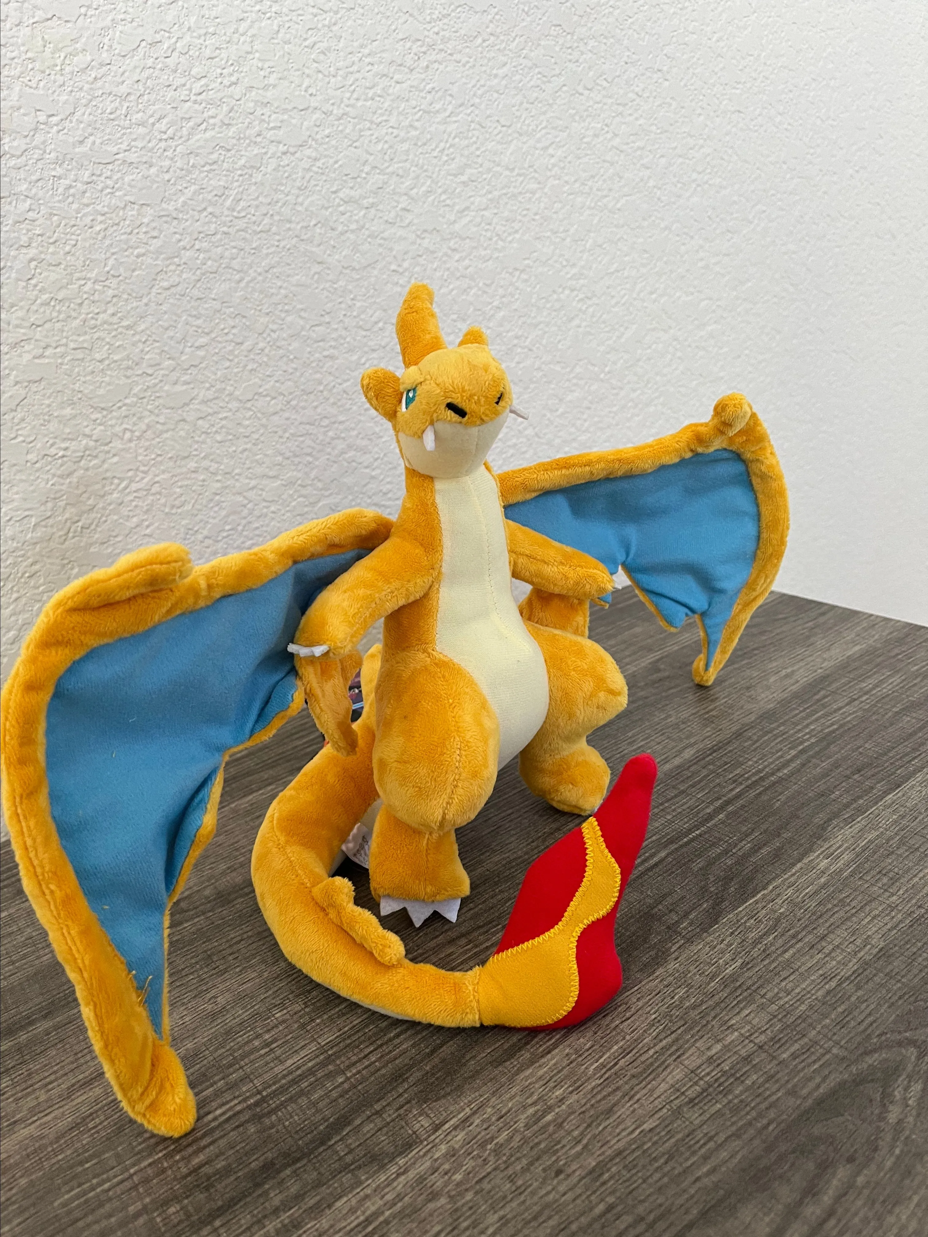 Listing Image Blurred Background