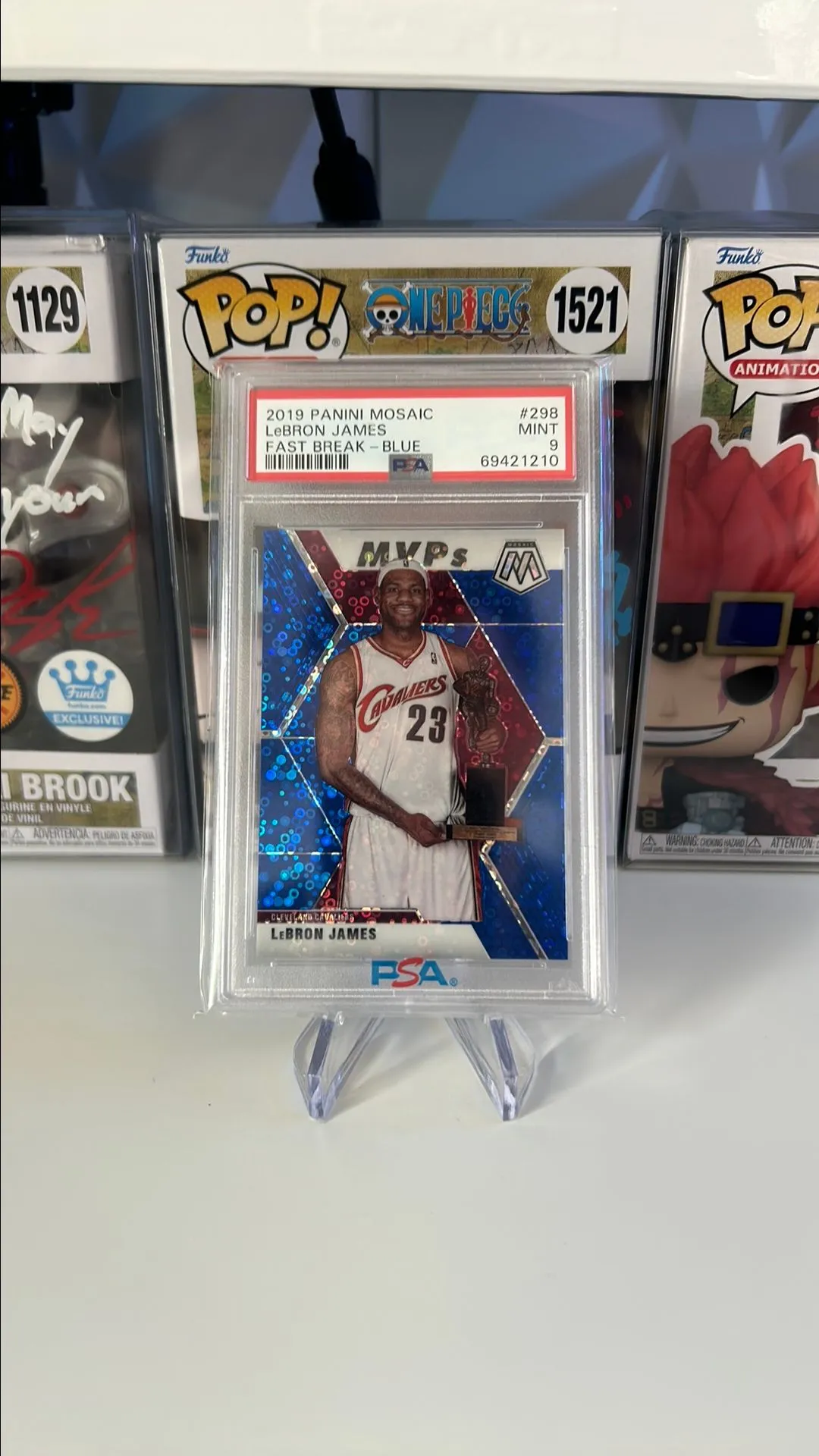 Product image for 2019 Panini Mosaic Lebron James 298 Fast Break-Blue PSA MINT 9