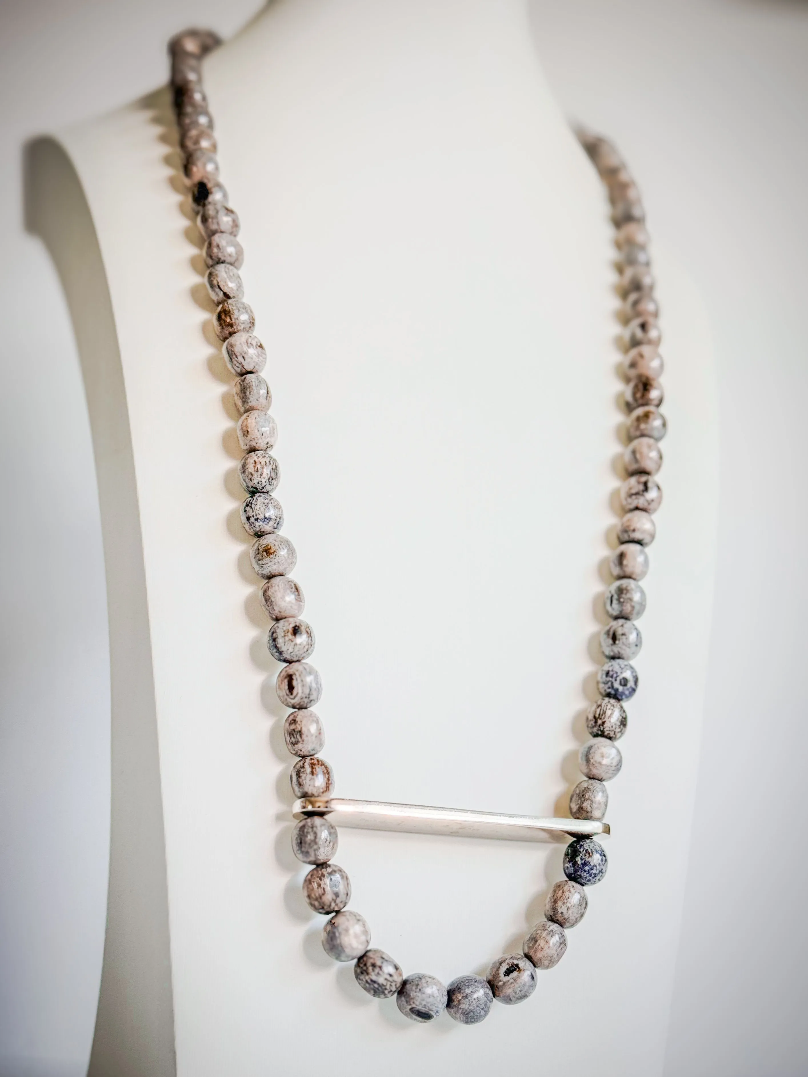 Product image for Beaded necklace - item #23