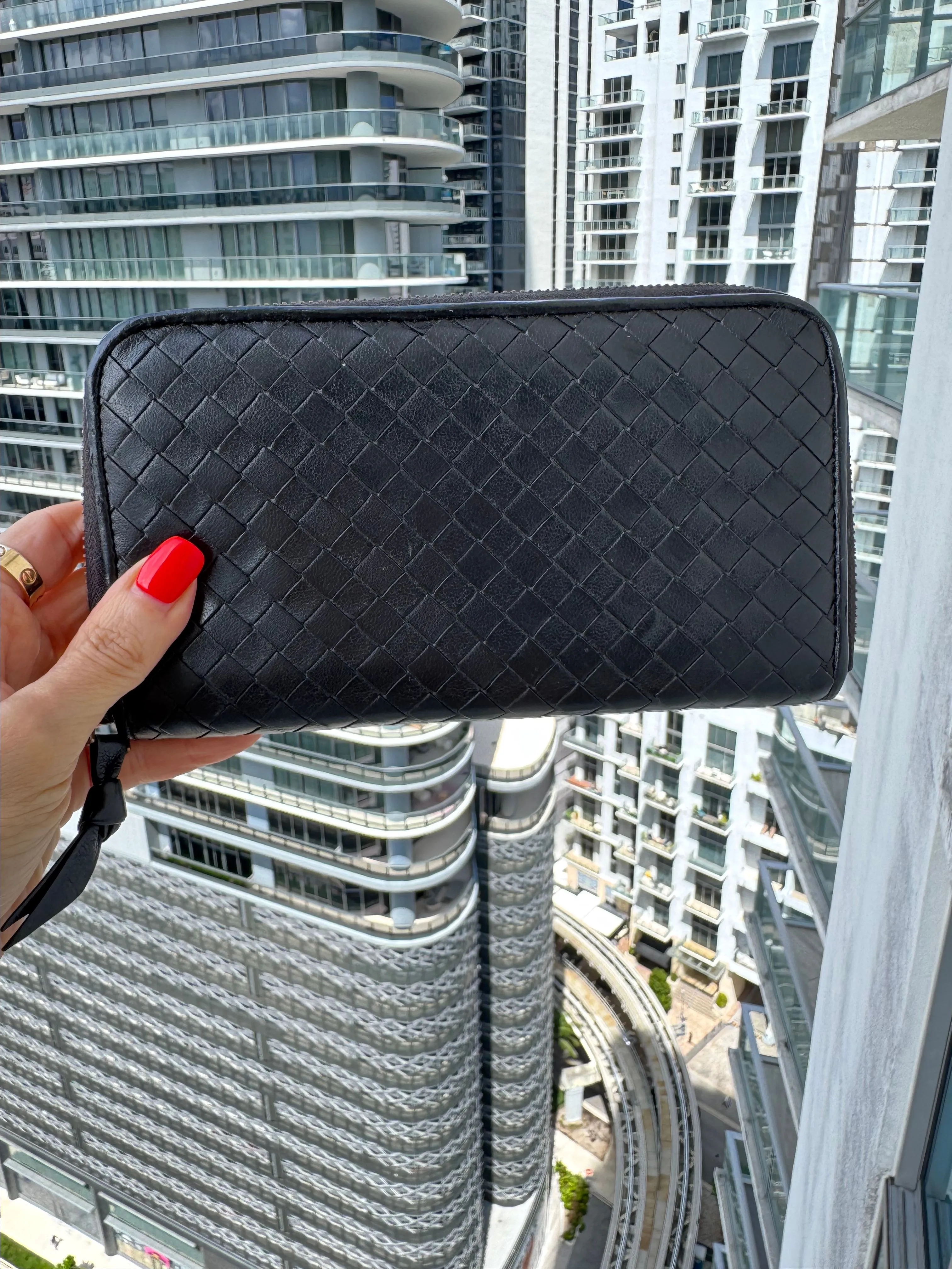 Product image for 2. Bottega Veneta Intrecciato Zippy Wallet