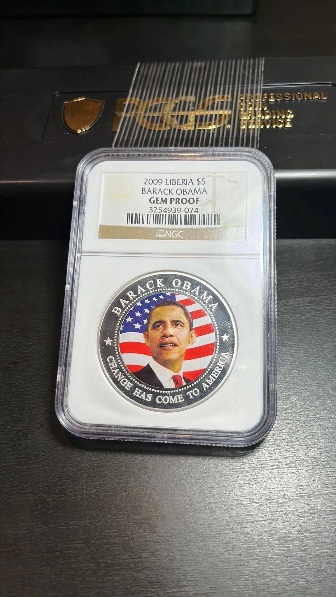 Product image for 2009 Barack Obama Gem Proof Coin (NGC)