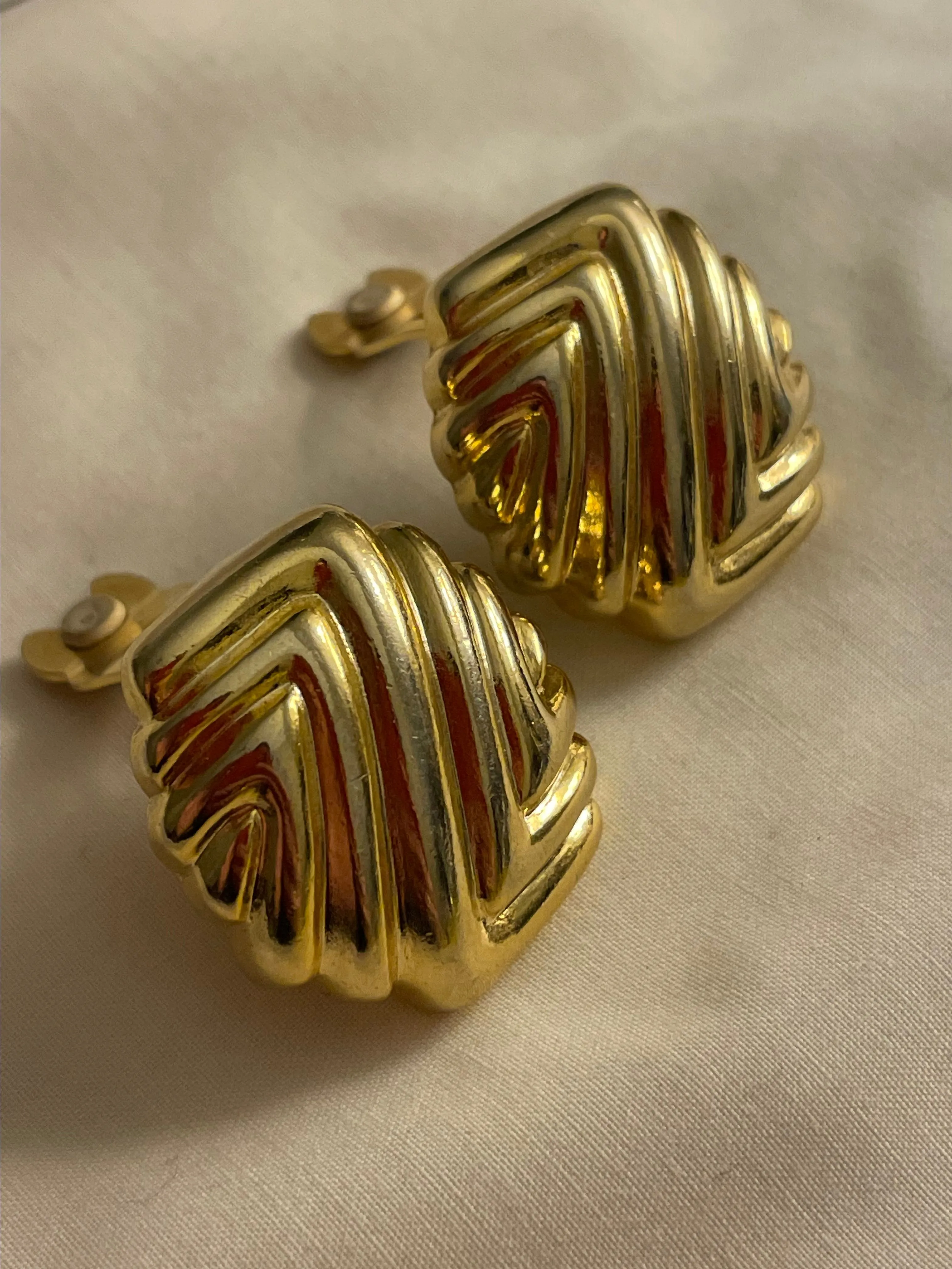 Product image for 1990's PAOLO Gucci Gold plate Clip On
