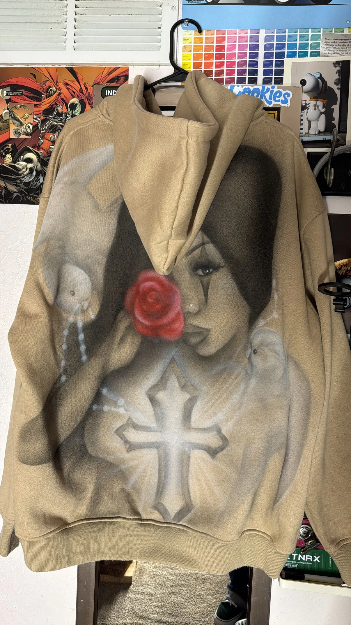 Product image for Airbrushed Chicana hoodie