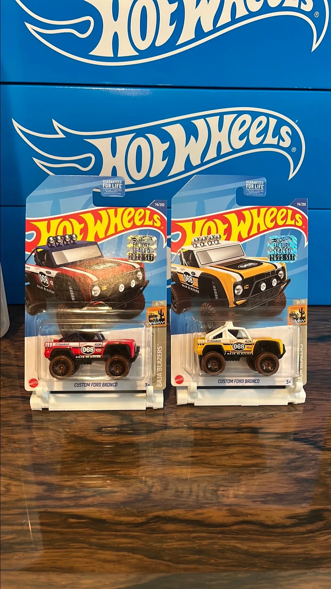 thumbnail image 2 of 1:64 Scale For Ford Bronco Convertible Off-Road SUV Die-Cast 2 of 12