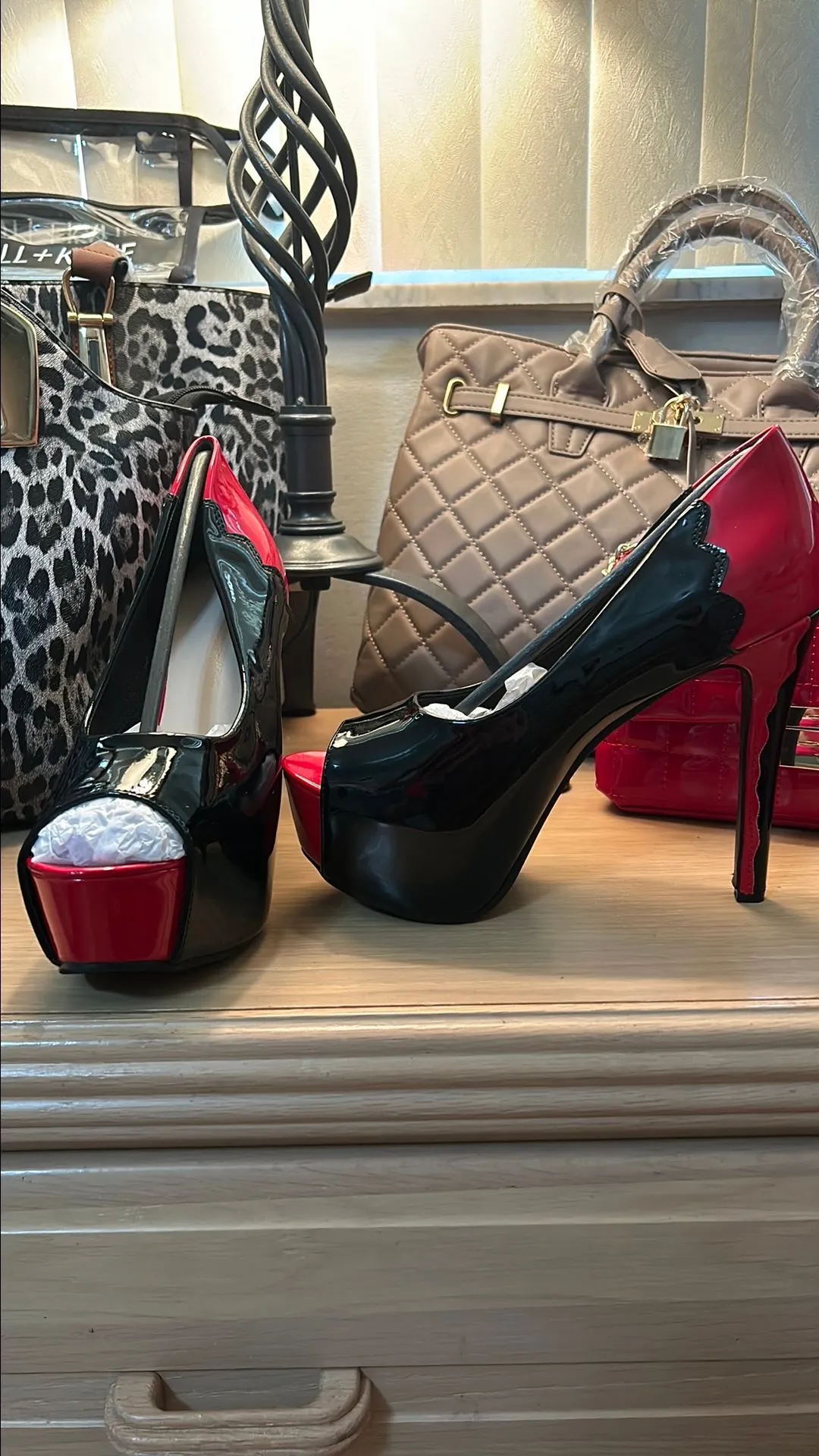 Product image for Women's Patent size 39 (7.5)