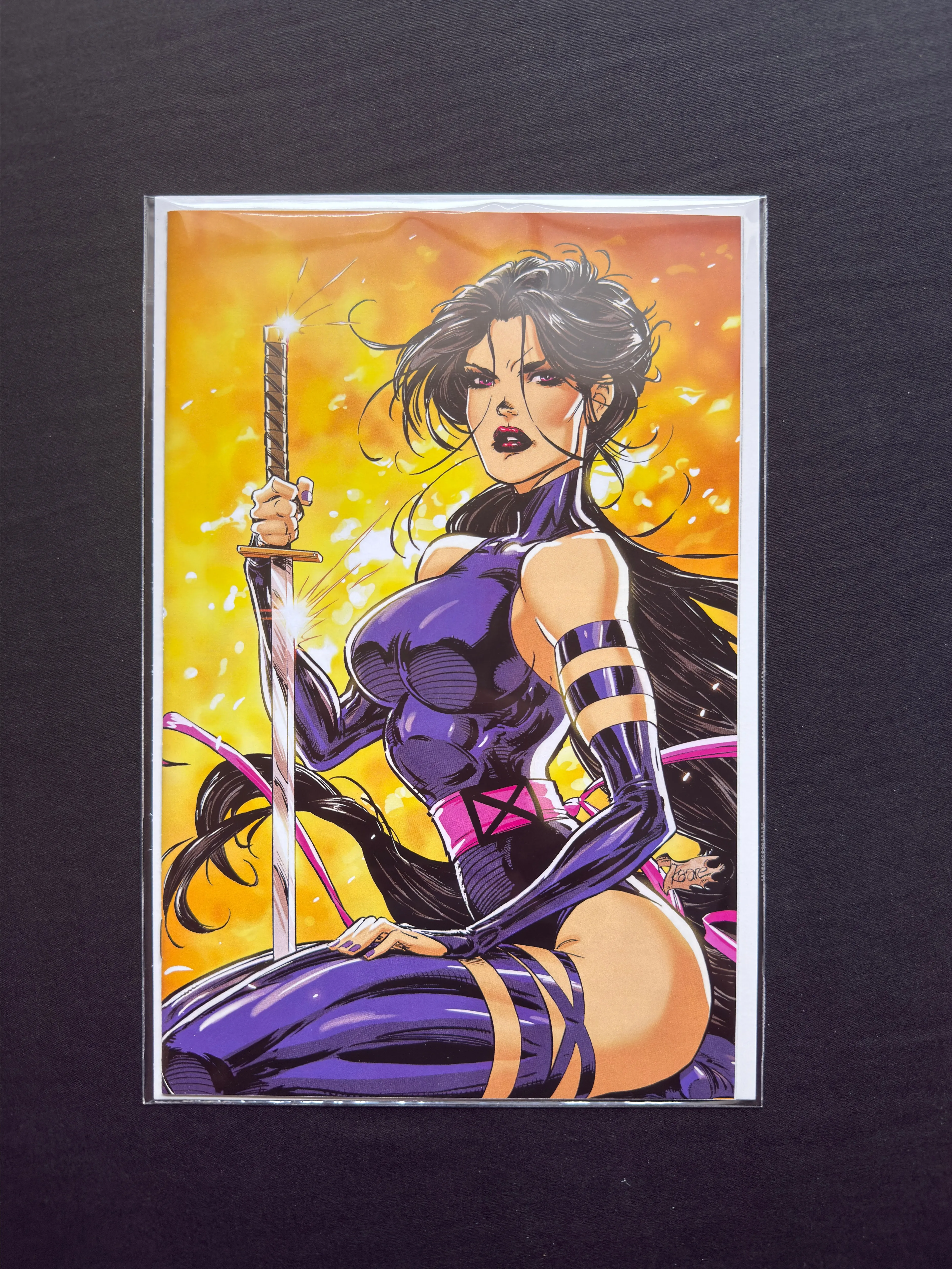 Product image for X-Men #10 Exclusive Virgin Variant