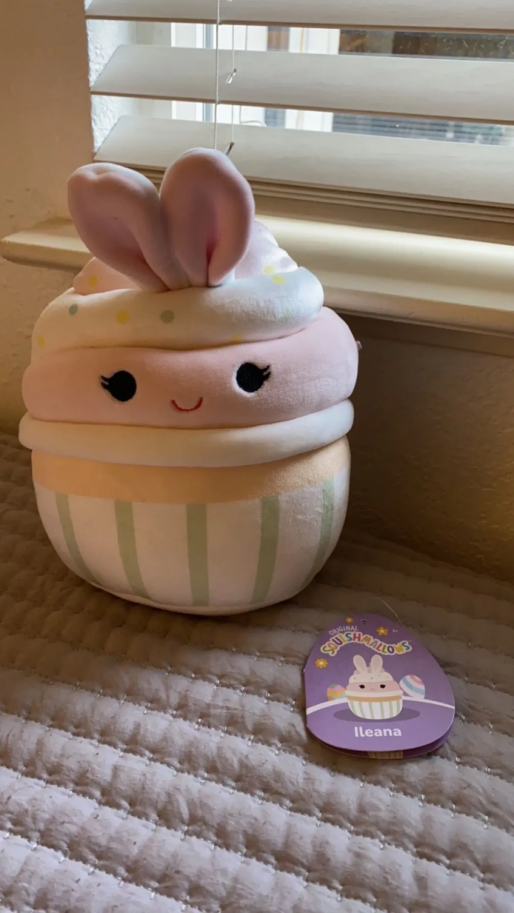 Product image for Bunny cupcakes Squishmallow
