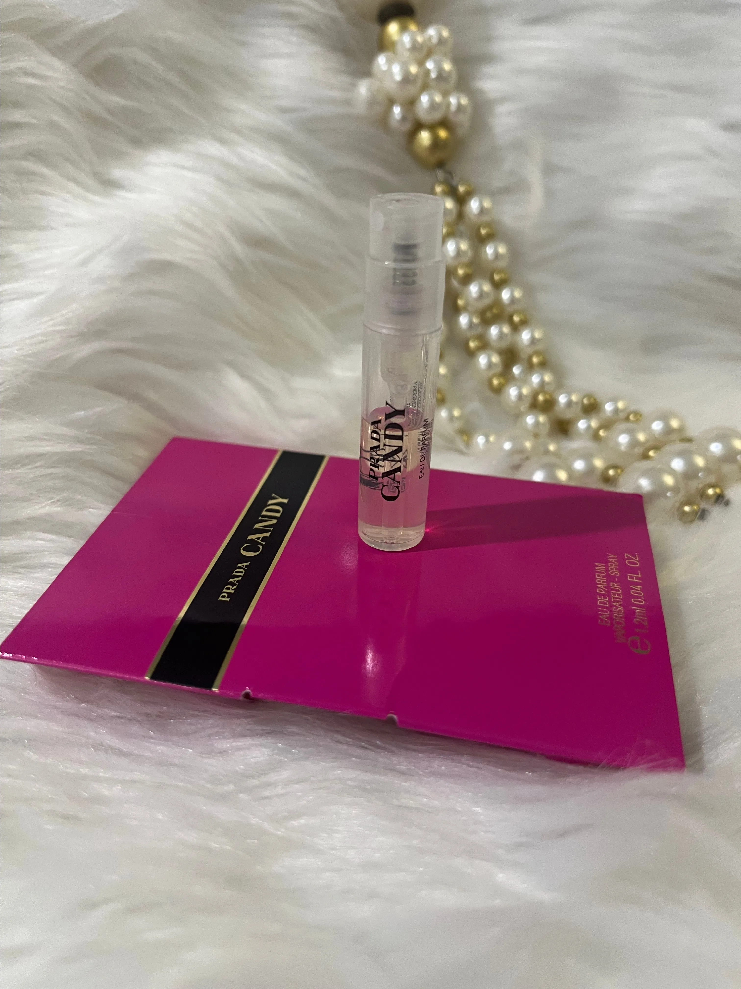 Product image for BEAUTY #131 PRADA CANDY PERFUME CARD SAMPLE