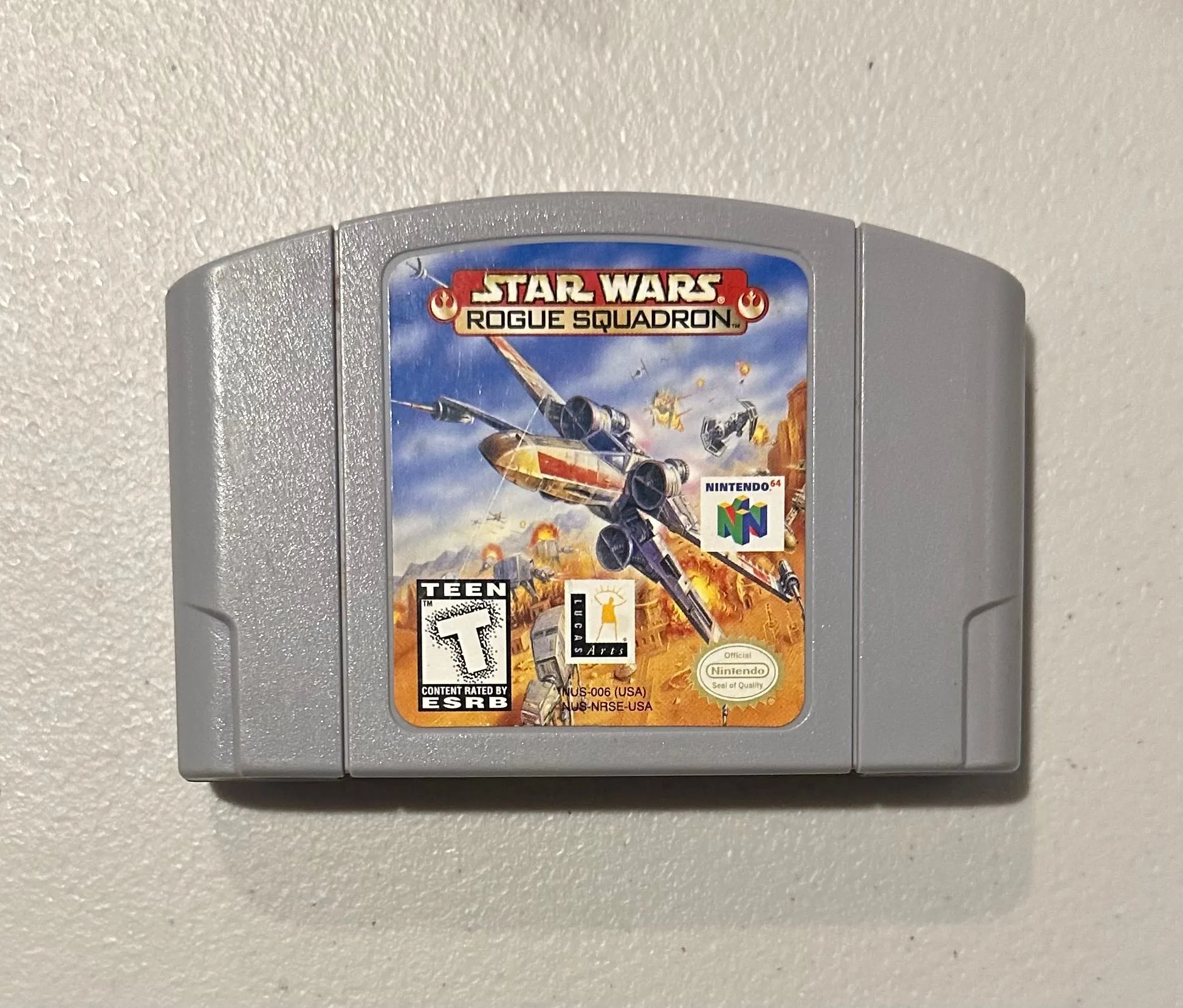 Product image for 1998 Nintendo 64 - Star Wars Rogue Squadron Cartridge