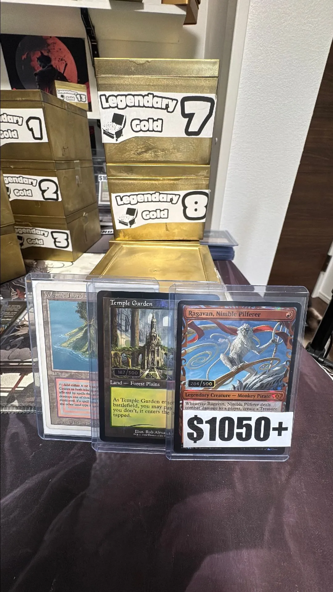 Product image for Legendary Gold Box
