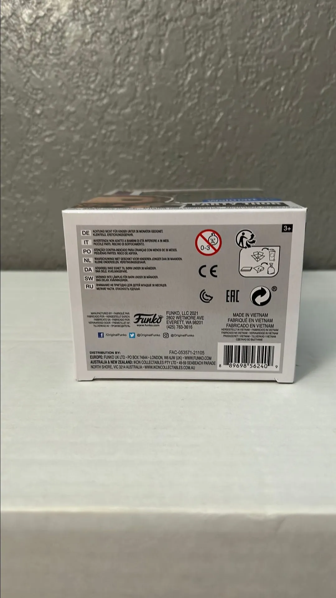 Listing Image Blurred Background