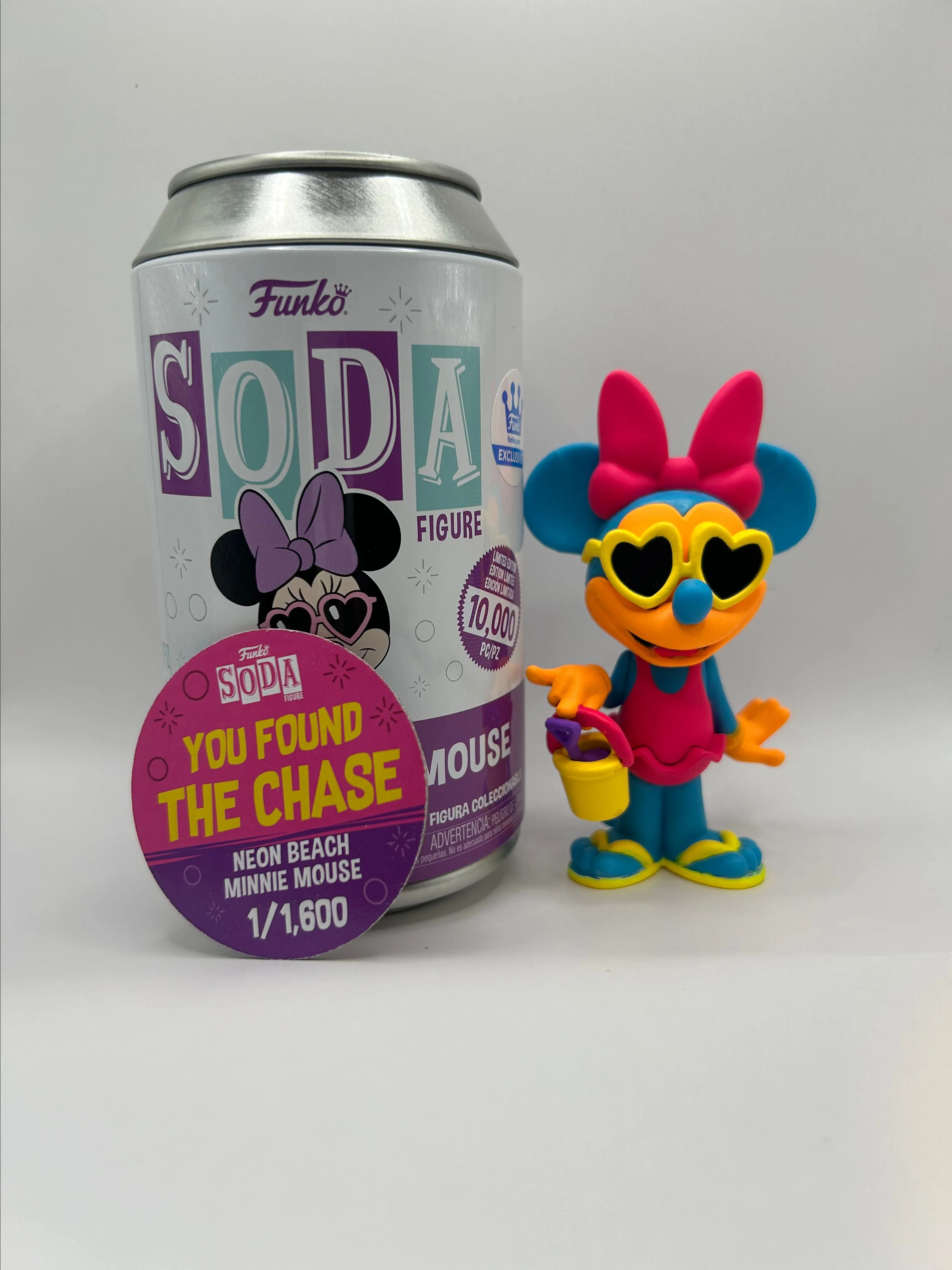 Product image for Beach Minnie Mouse