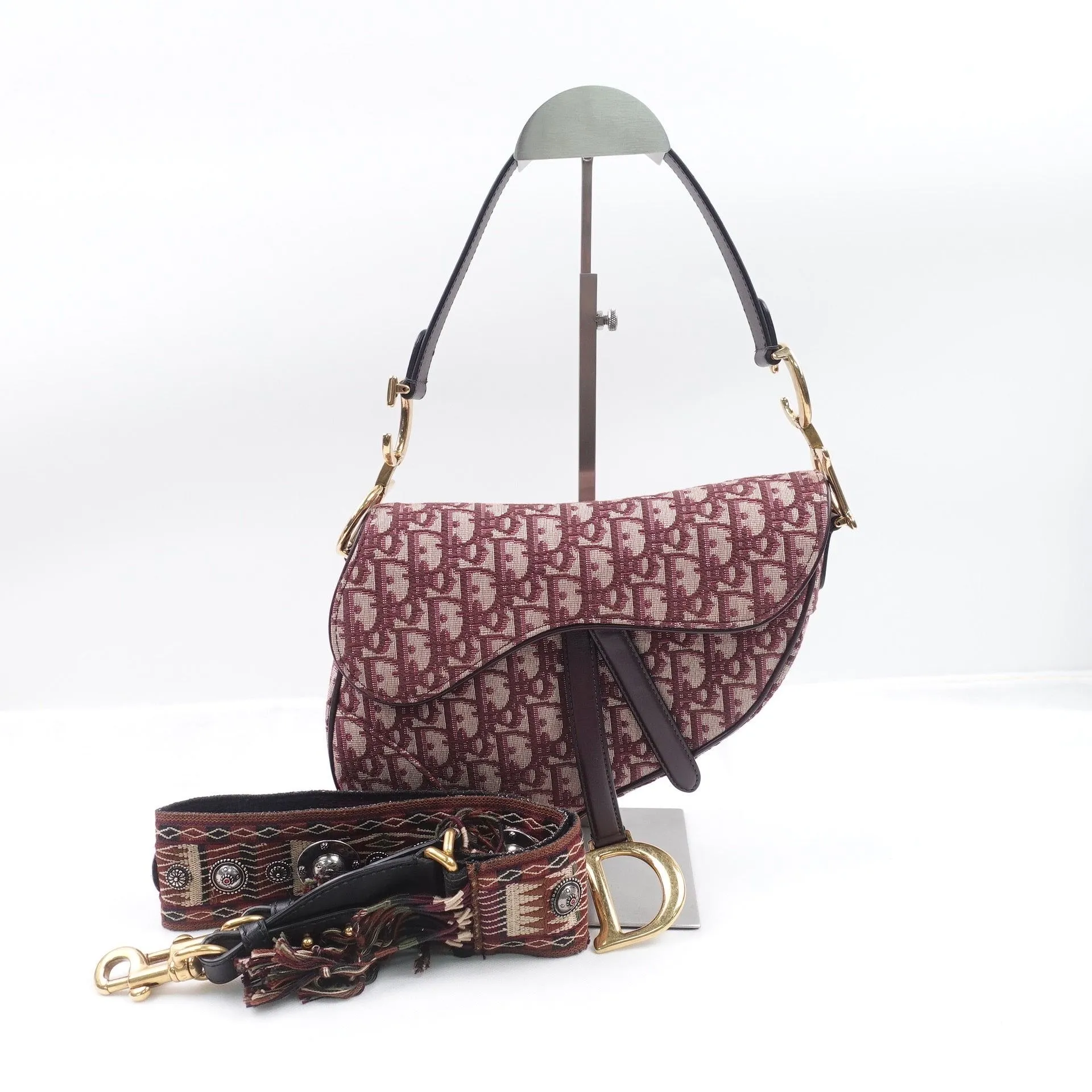 Product image for Oblique Saddle Bag Burgundy