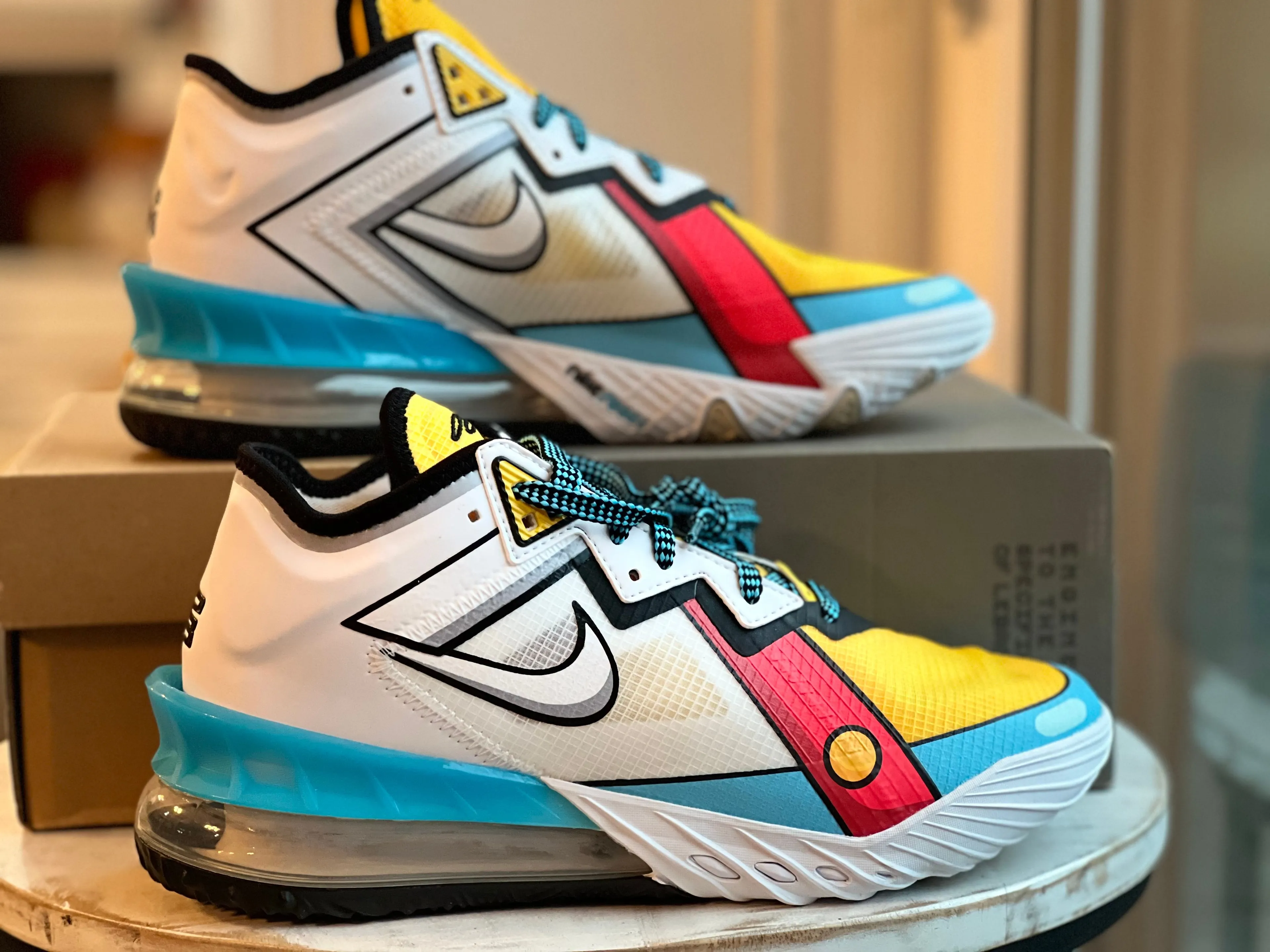 Product image for Nike LeBron 18 Stewie Size 7.5