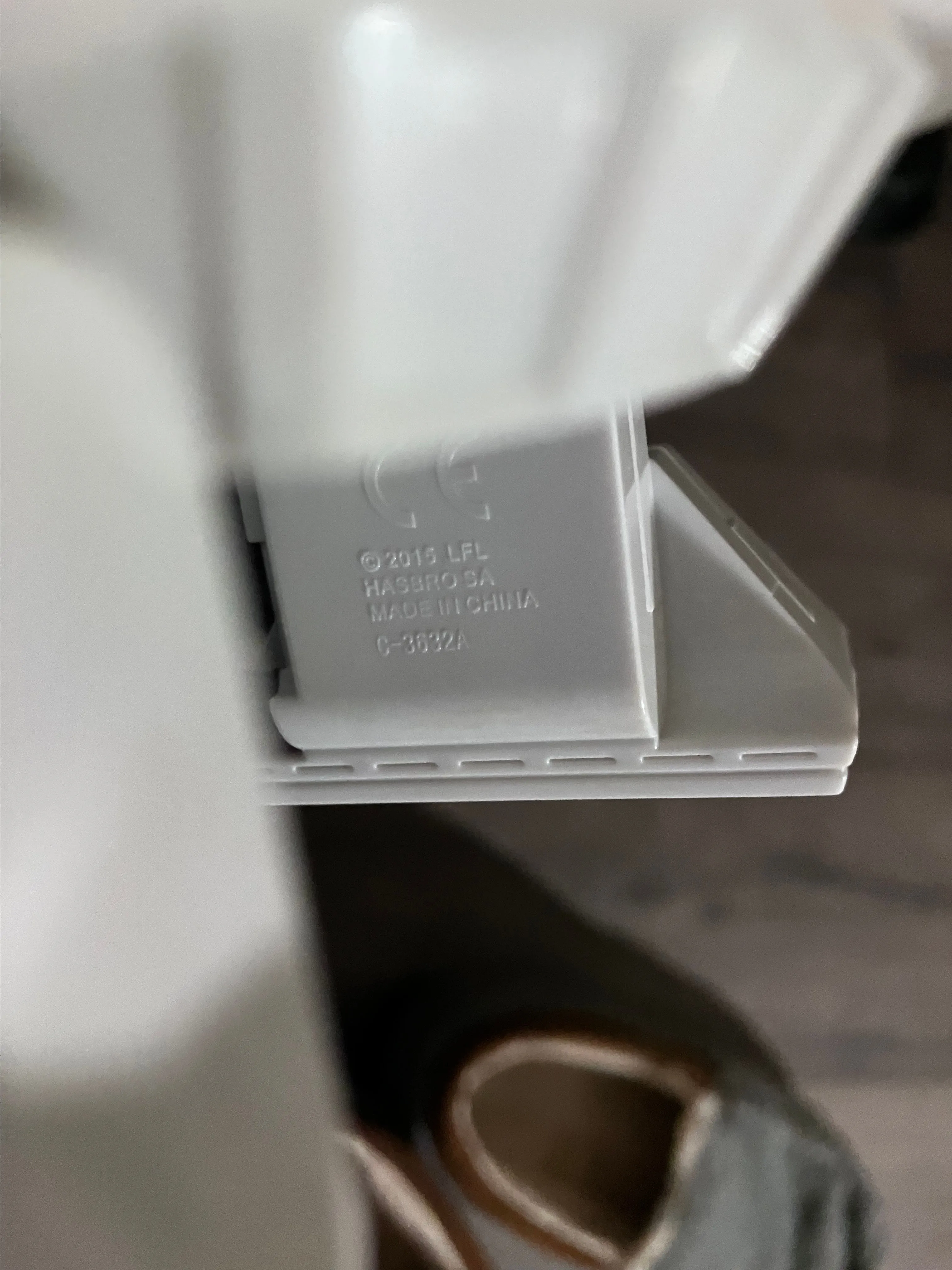 Listing Image Blurred Background