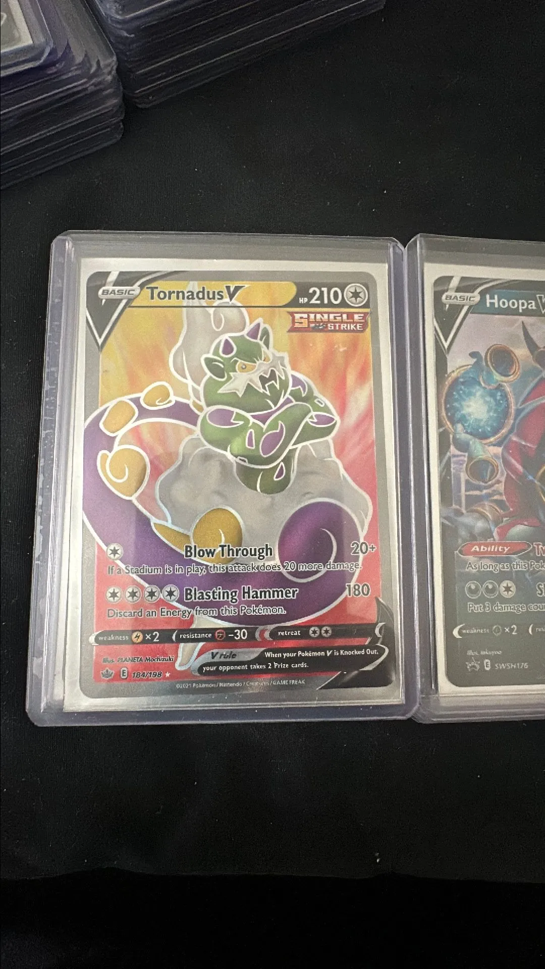 Product image for 5 pokemon V (Random cards Rares only)
