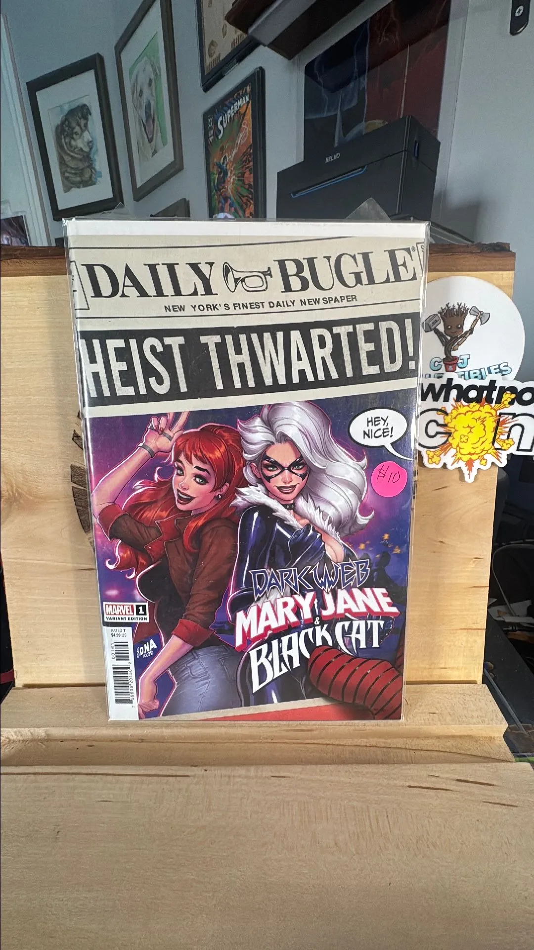 Product image for Mary Jane & Black Cat #1  (David Nakayama Variant), FMV $10💰🤑