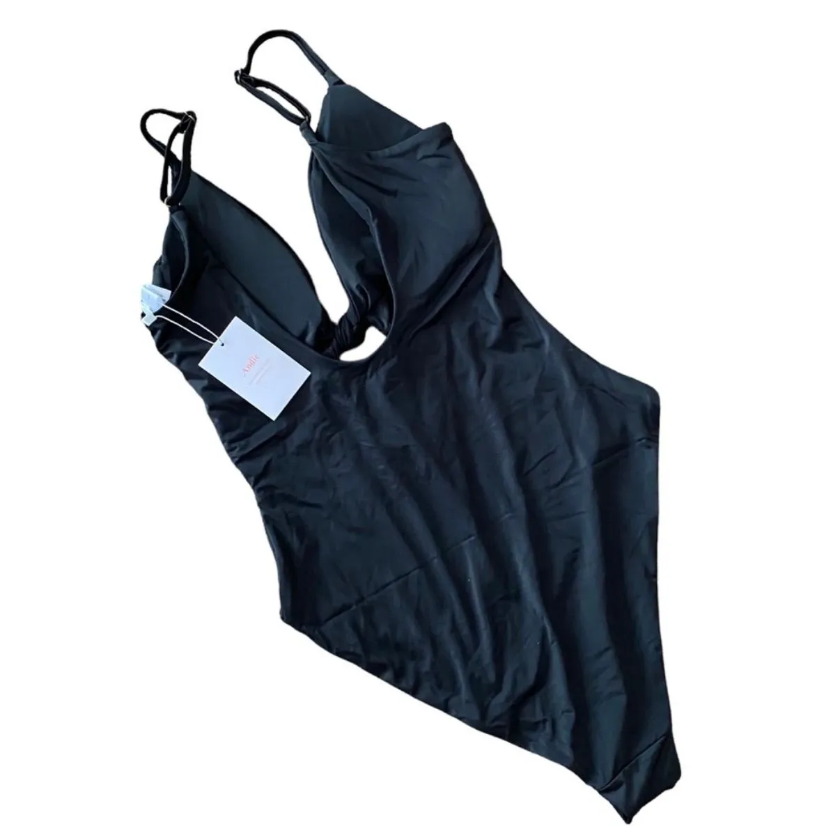 Listing Image Blurred Background