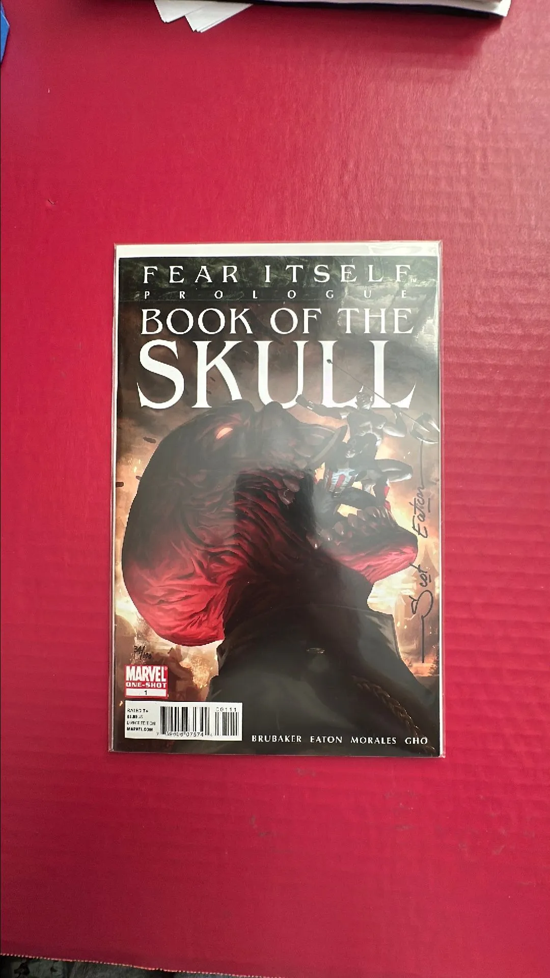 Product image for Fear Itself: Book of the Skull #1 signed by Scot Eaton with COA