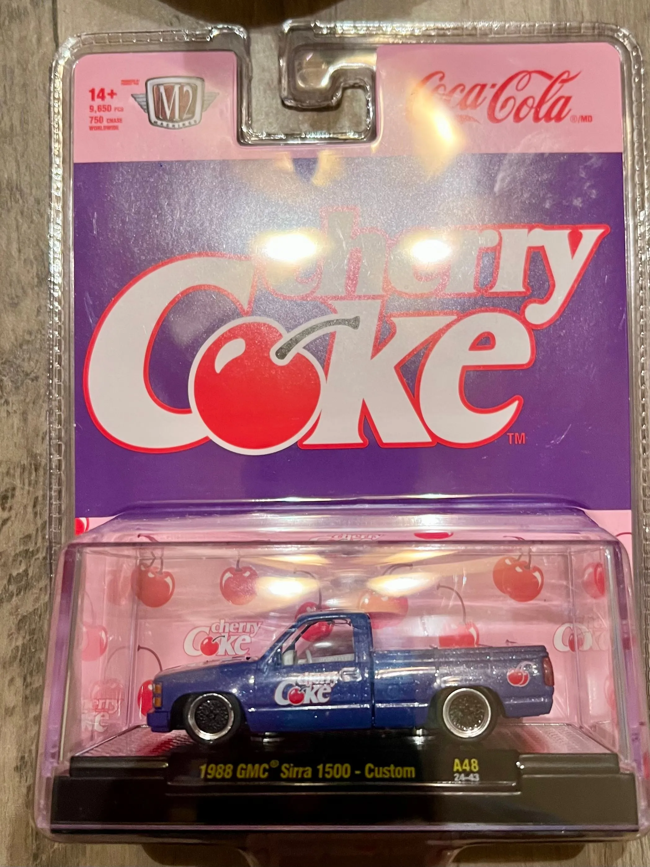 Product image for M2 1988 gmc 1500 sierra cherry coke